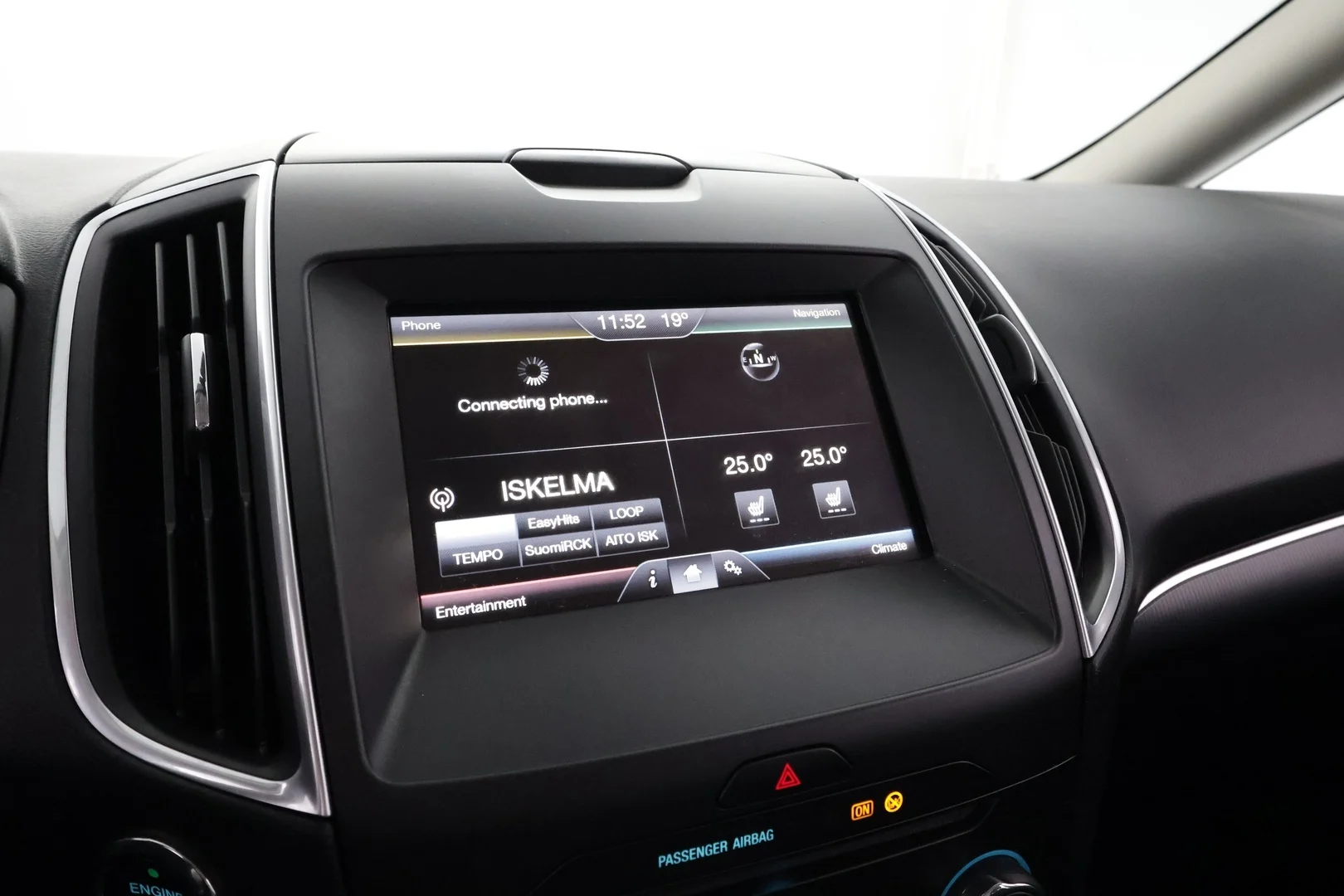 Car Image - 2AwOiBvQTB5dy0ki51KvKY