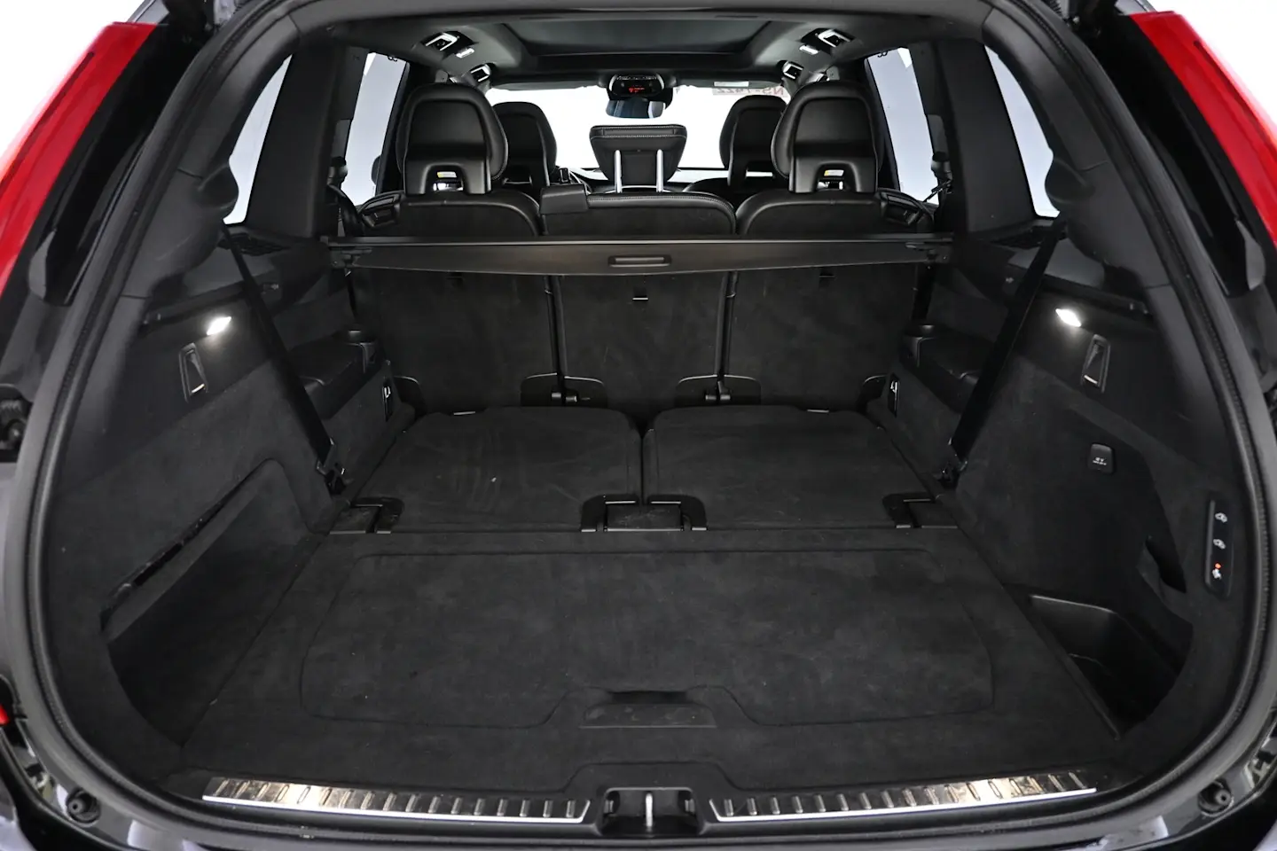 Car Image - 596uxVpO4cNZ9XR4AoWAId