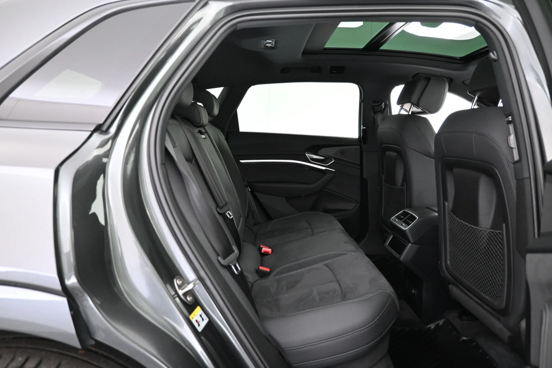 Car Image - 3qwtil7s01E5Mh2bJiHX4K