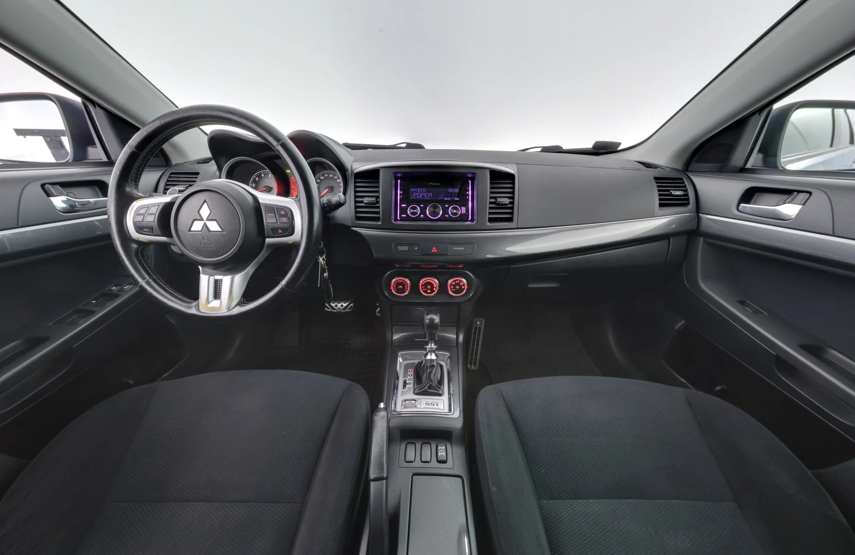 Car Image - 52yhIND9qeETNPdOHi18UY
