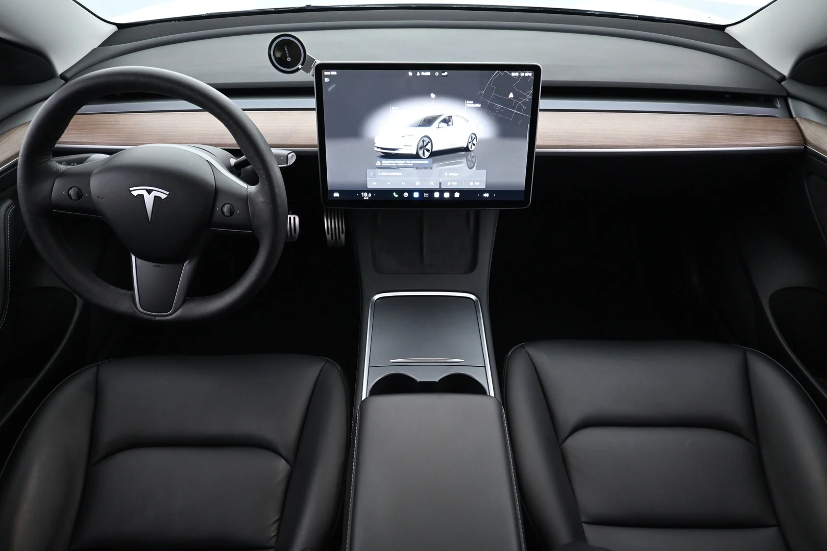 Car Image - aTYGBGQdwQMGiTFBa9j07