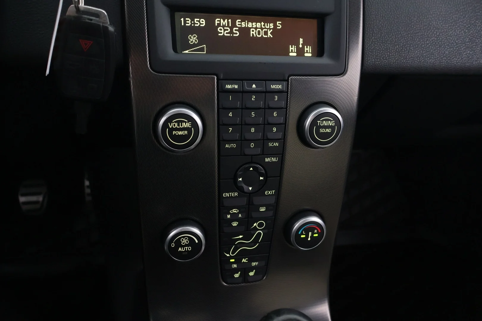 Car Image - 4njNFvgGB0f5997EOcOPRg