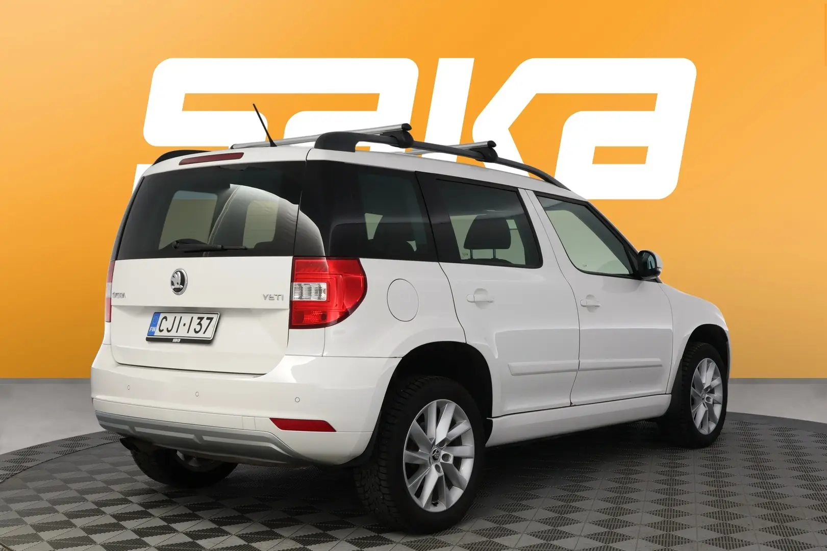 Car Image - 4kZSAhWKROUn5d8N0IbyMp