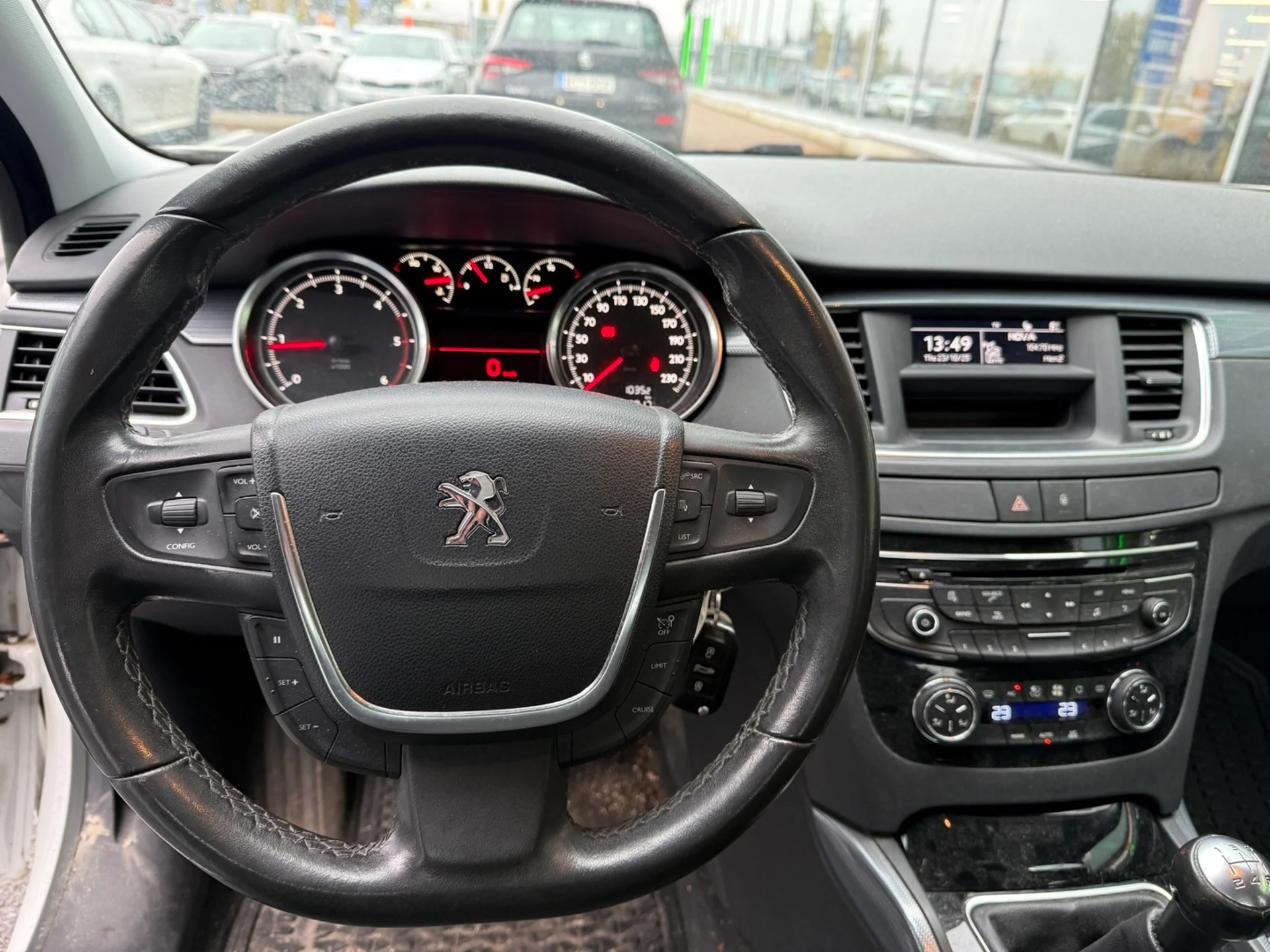 Car Image - 2rutqAn32AlBPOEljUgGSe