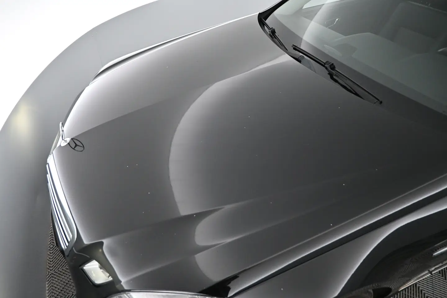 Car Image - 5tLXqUJ64ZXzowz0UV2hro