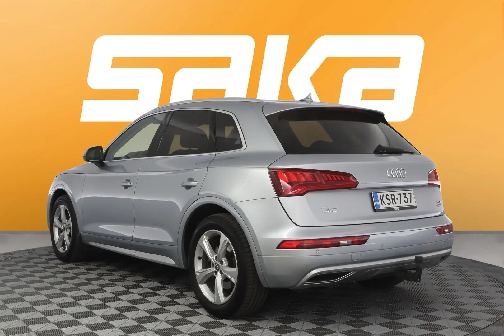 Car Image - HMoefmrmAZi2sJYSM3Nkr