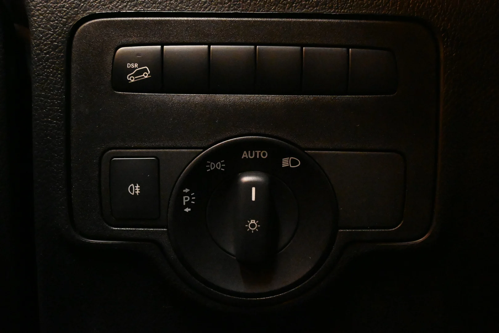 Car Image - 4HzYnRD6zYKN0SsPyLRxxw