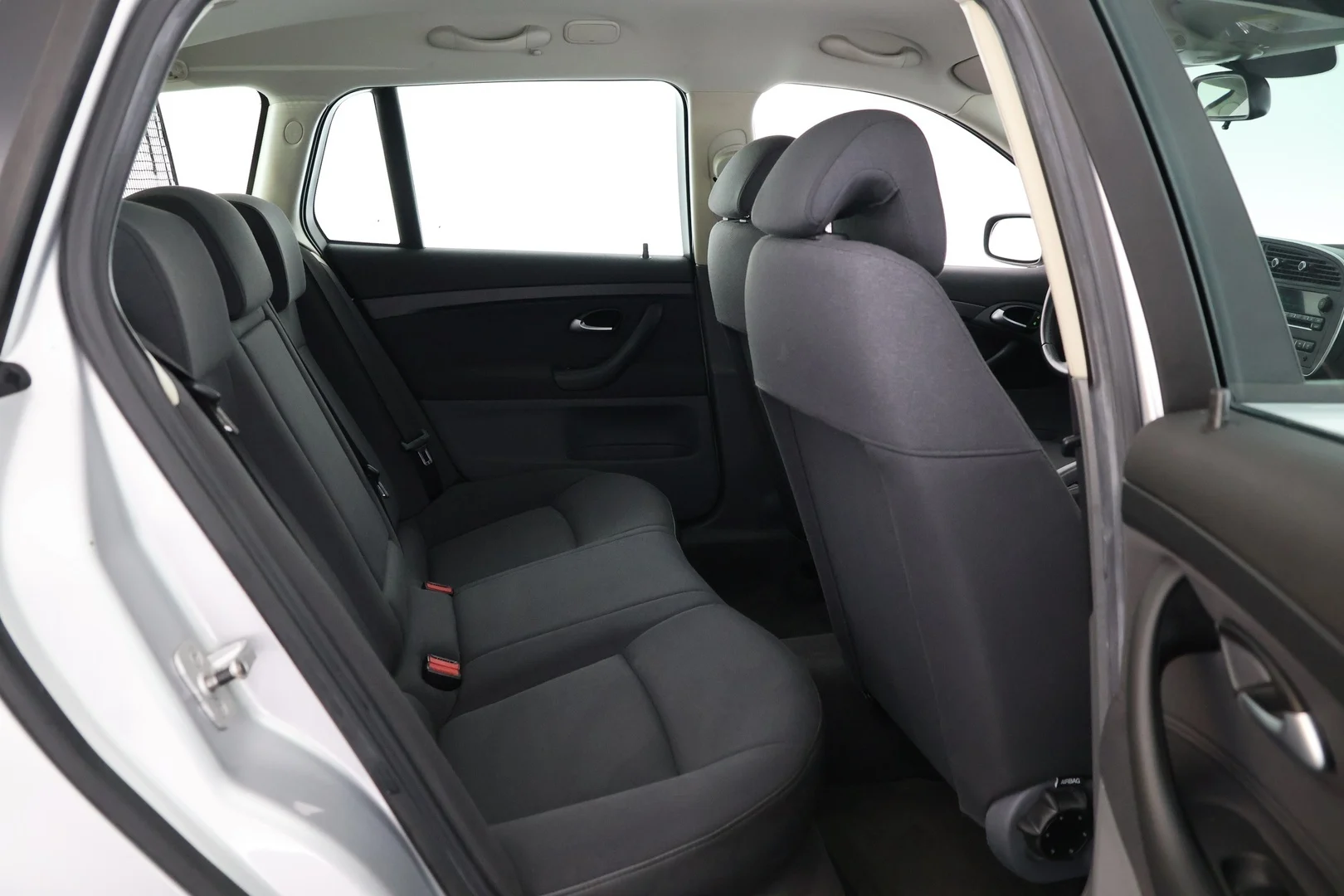 Car Image - 1xmXeFtWsogcGFNioRCi3n
