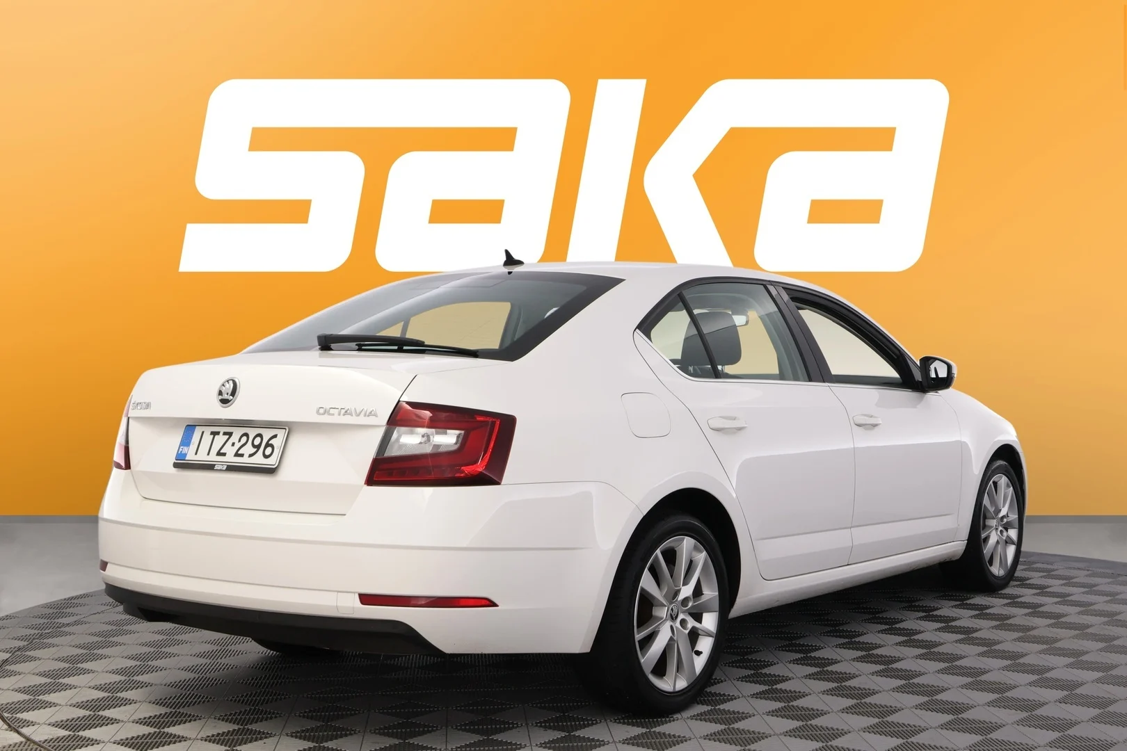 Car Image - hdZcBlGayNeHiyGI5kLbG