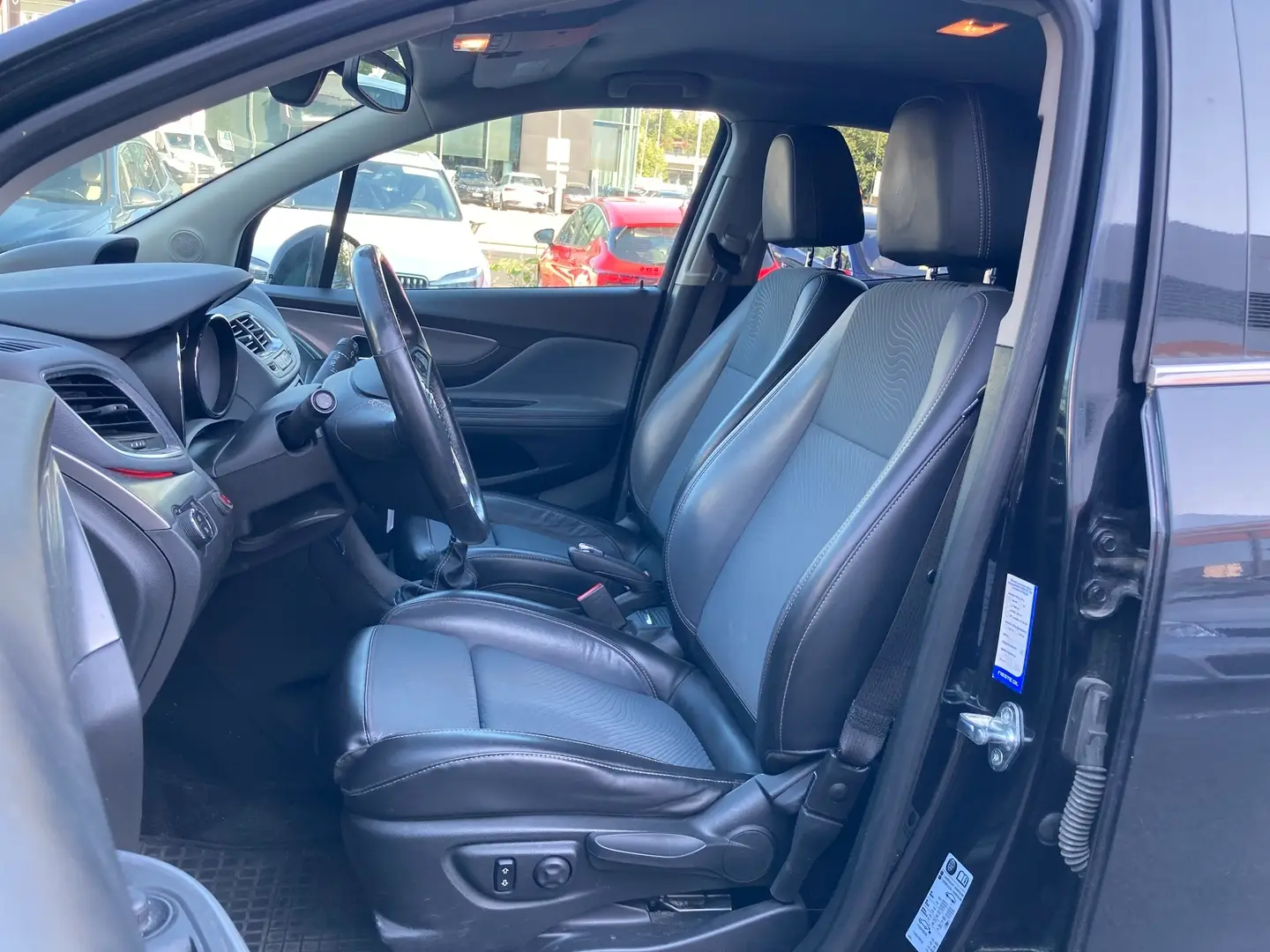 Car Image - 2Q27B7zQ2VzJApYSg7lYDC