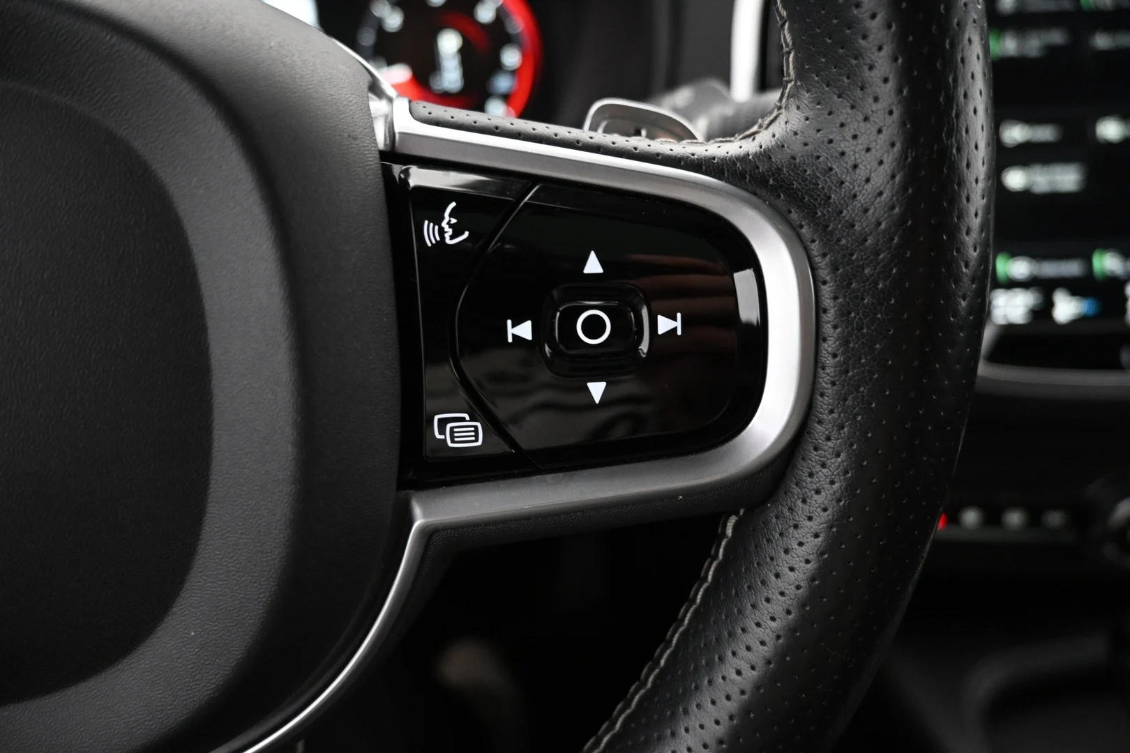 Car Image - 5yqC5EojSH1XxEMY0n9hUA
