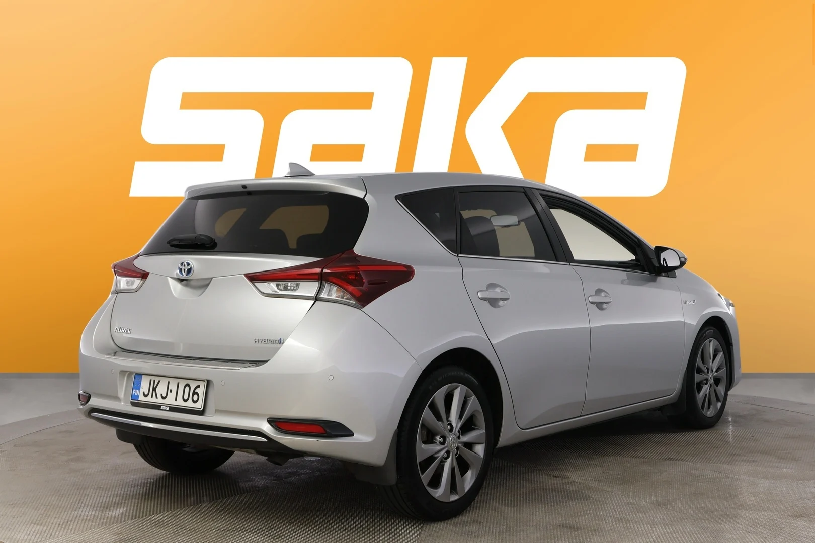 Car Image - 5TfhC5Zui6wQ5GUZ7k8Xtb