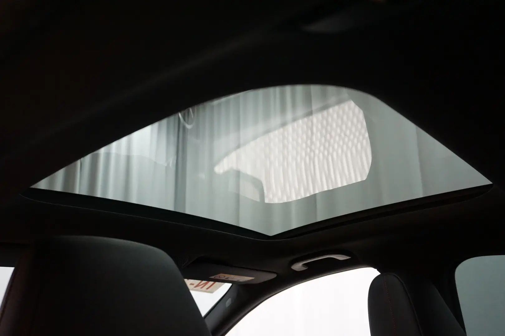 Car Image - 5r9VNTVskdLwyDSItoEkPU