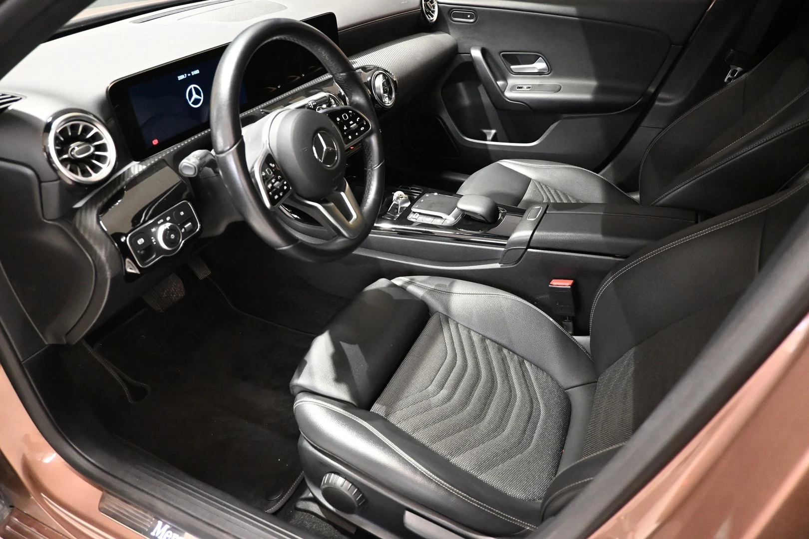 Car Image - 2CKN4VvyirGLfOGTQvPlKx
