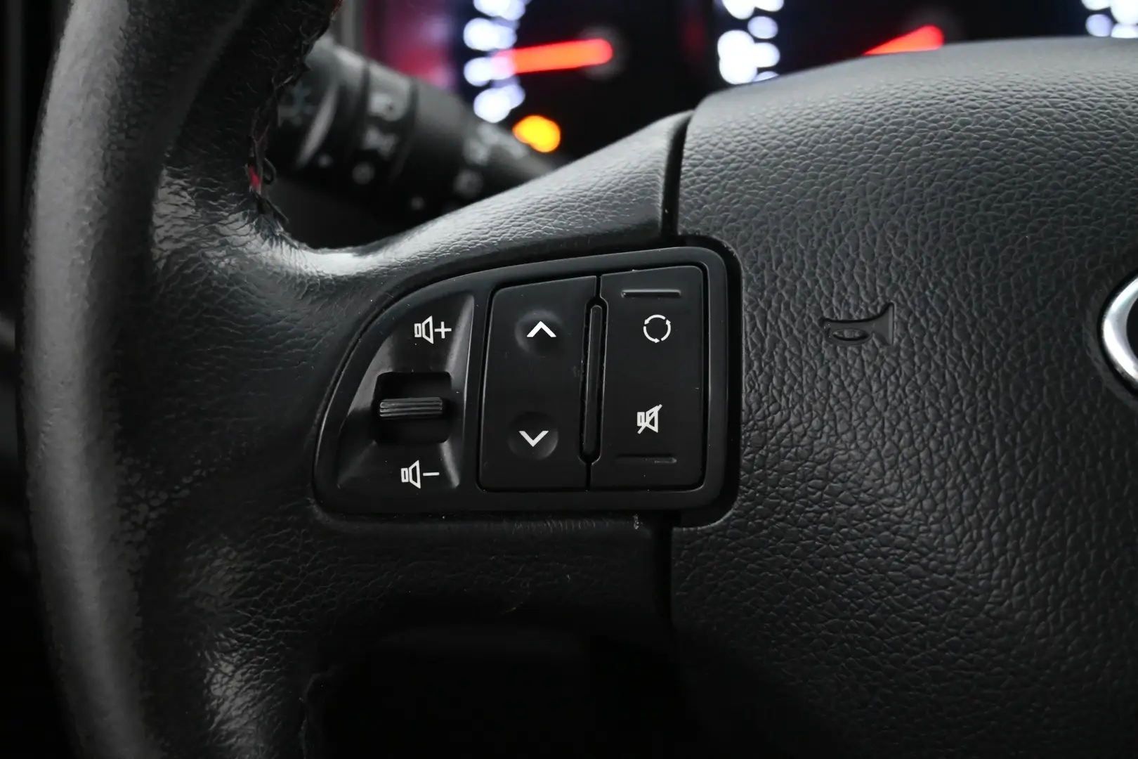 Car Image - 2XeRmwKRrz9RZzKtMCx3iV