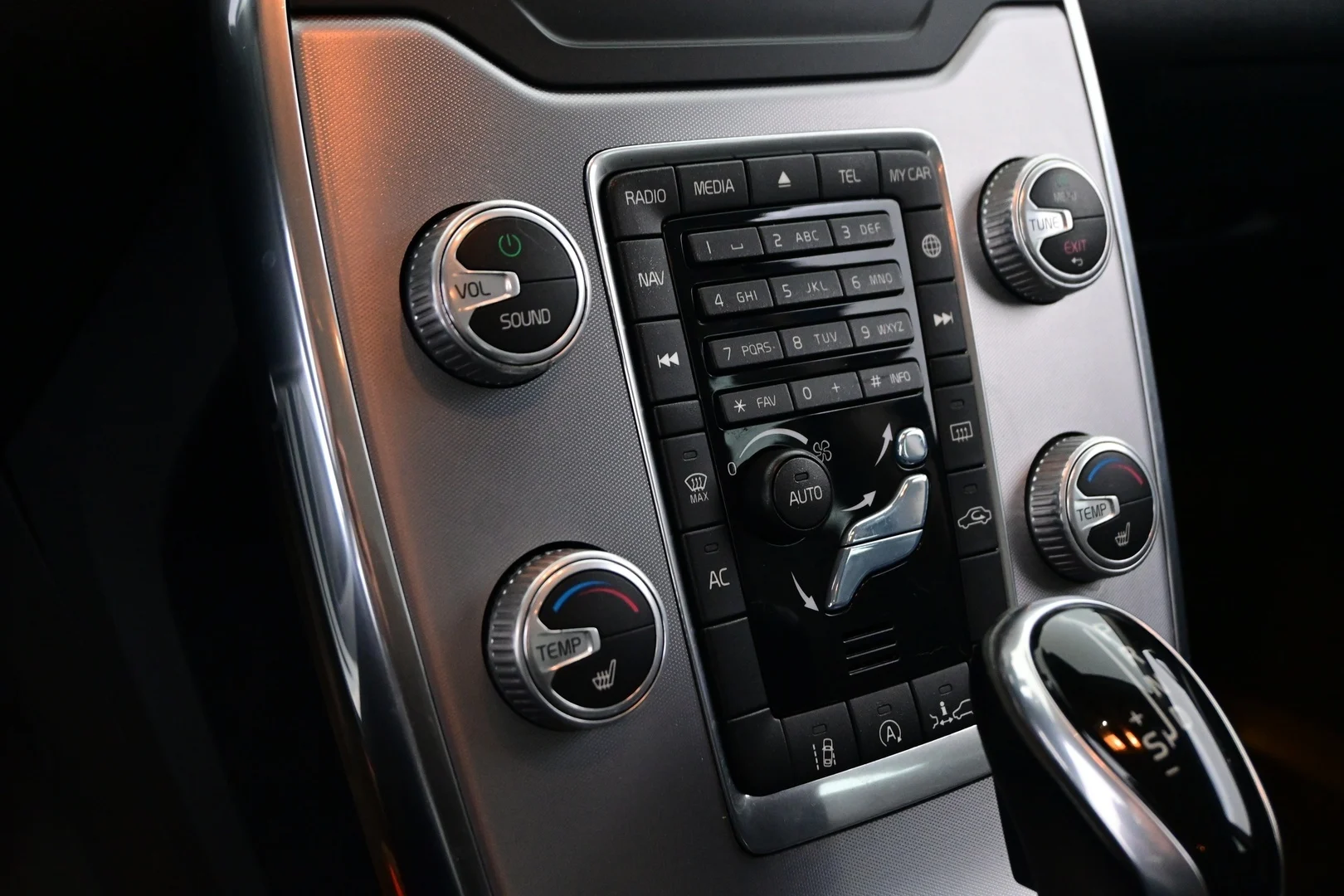 Car Image - 4zTziex0vL4SpfUlkeS8Ff