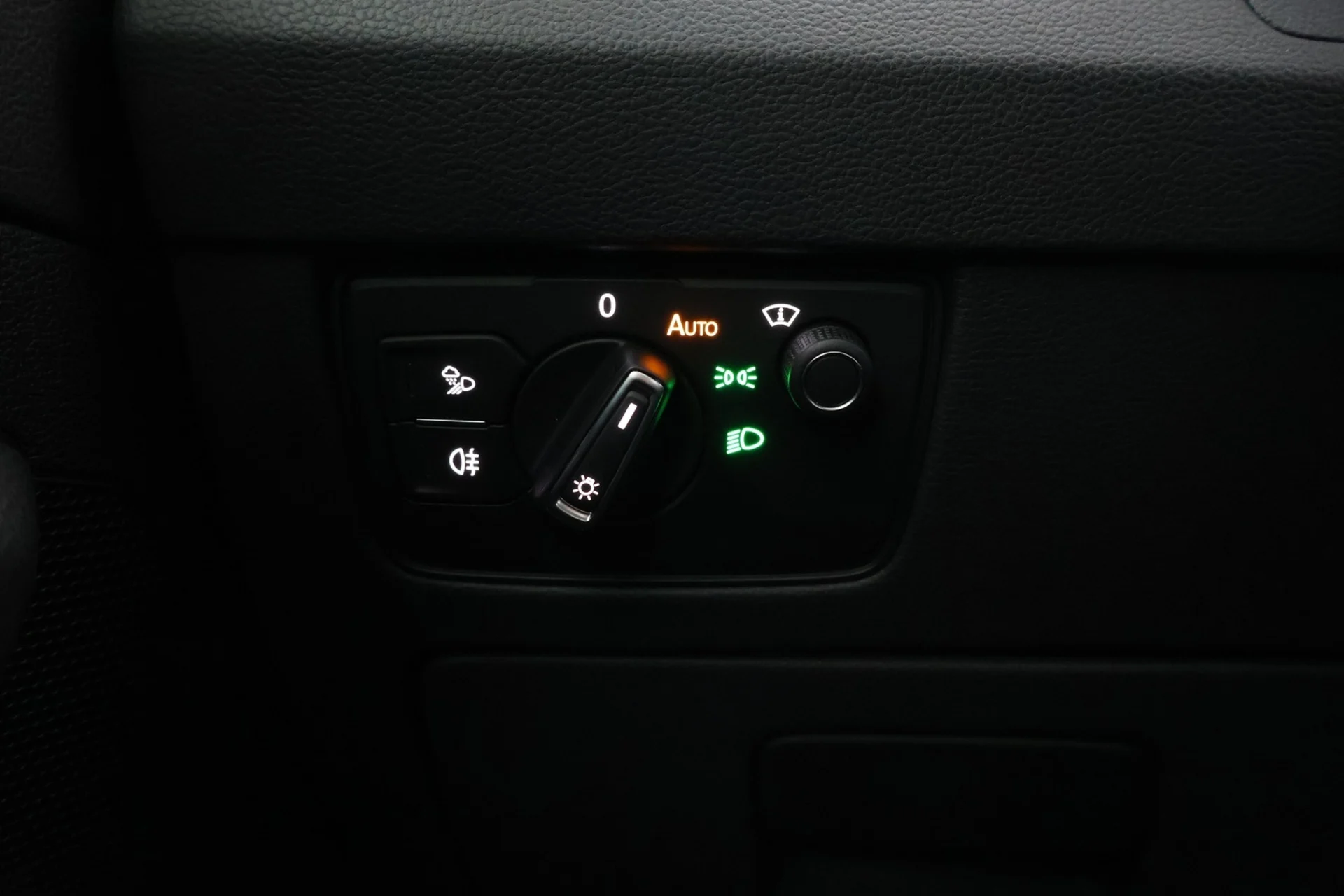 Car Image - 4PrV27CI6KwPxfOuwltM9U