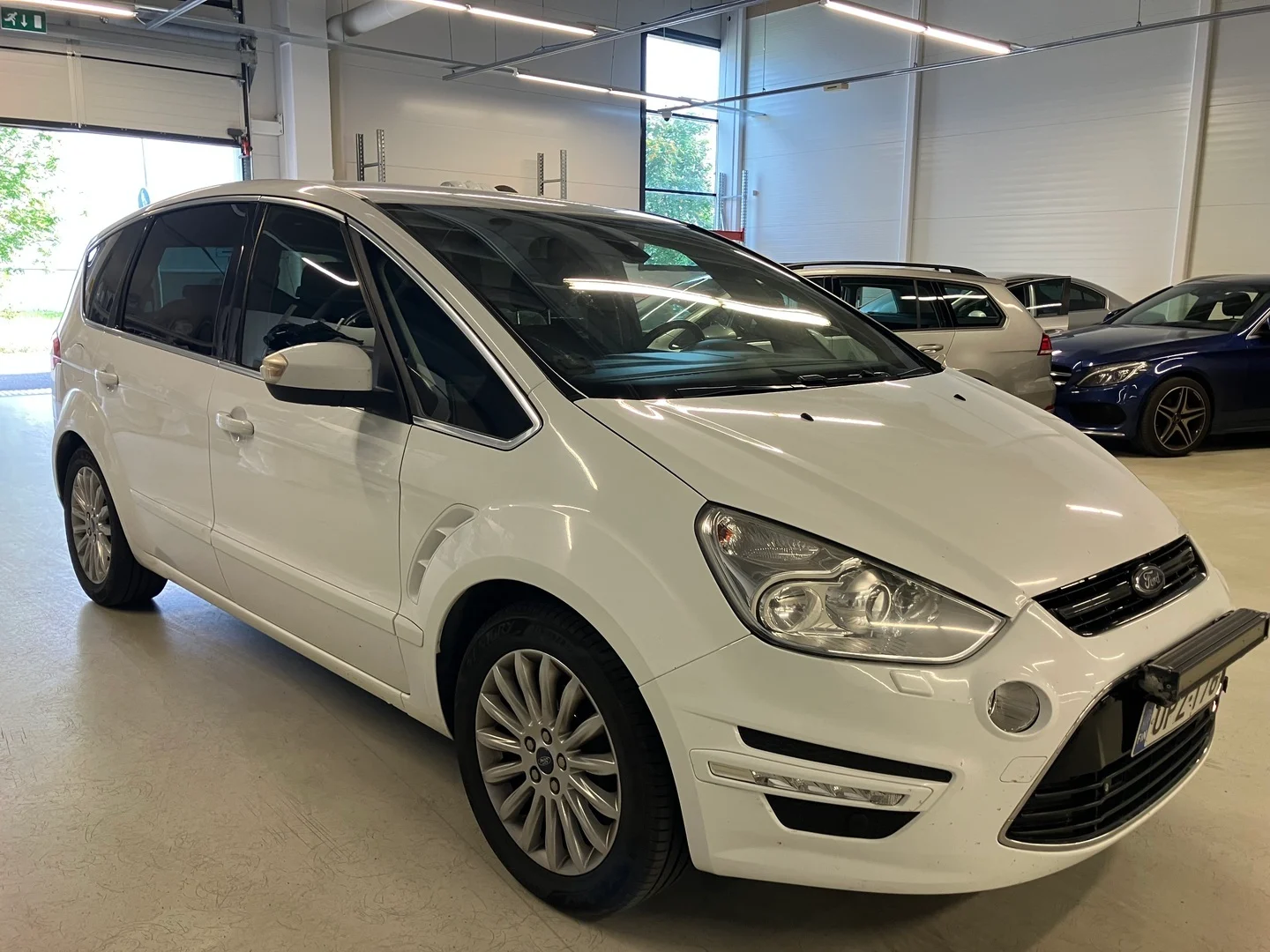 Car Image - 6giajwLRw42GfIivUN0e6u