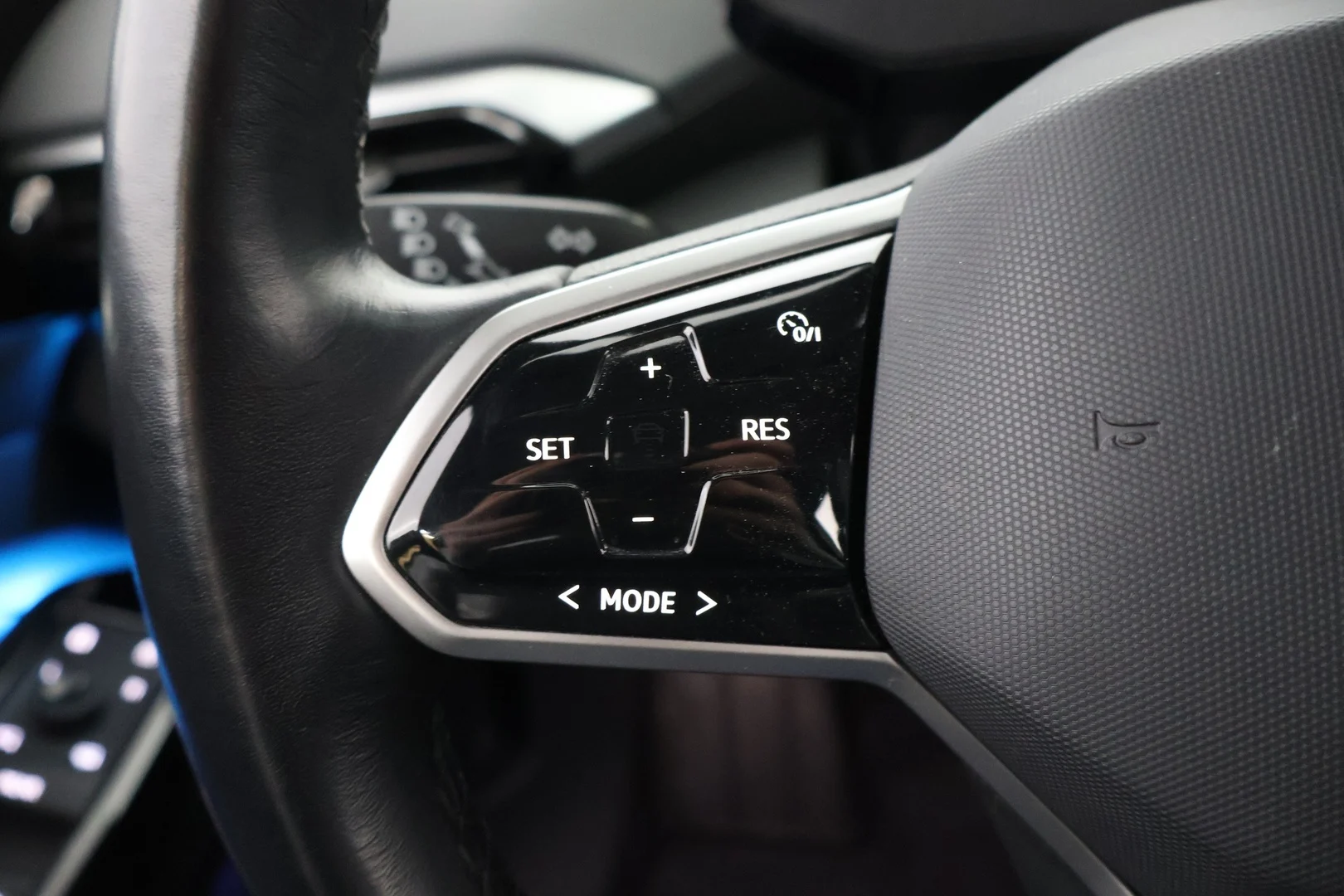 Car Image - 4CyL8MefgJpViTVDWEqQn4