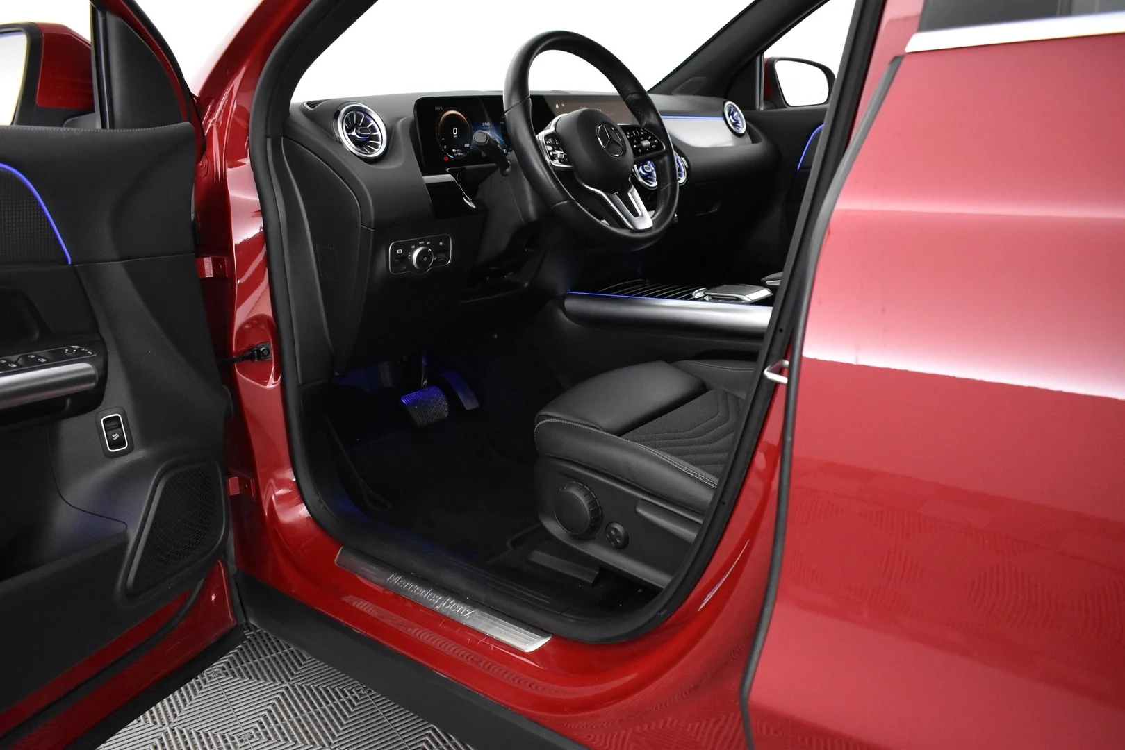 Car Image - 5Mgs6N5cW6XjaOdhk8o53i