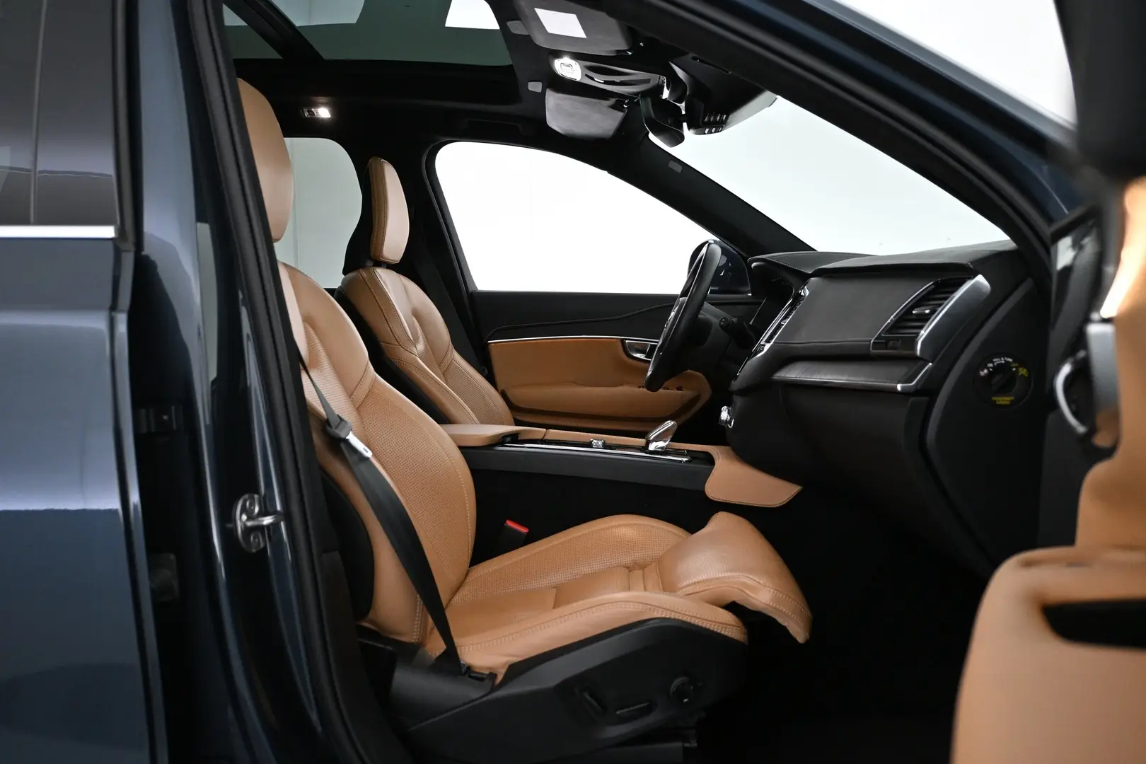Car Image - 6XBDlkYzU5XSjPyHSQHMCu
