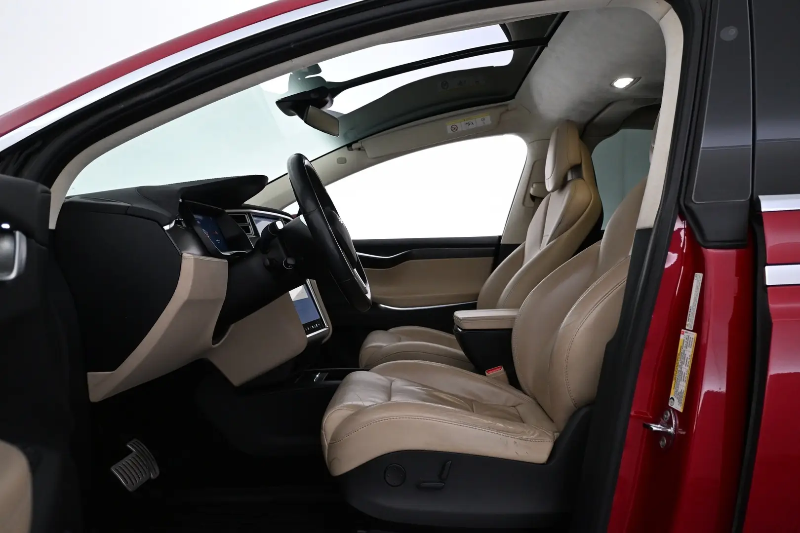 Car Image - 78fguhHtpz2Xi36PhMrWMz