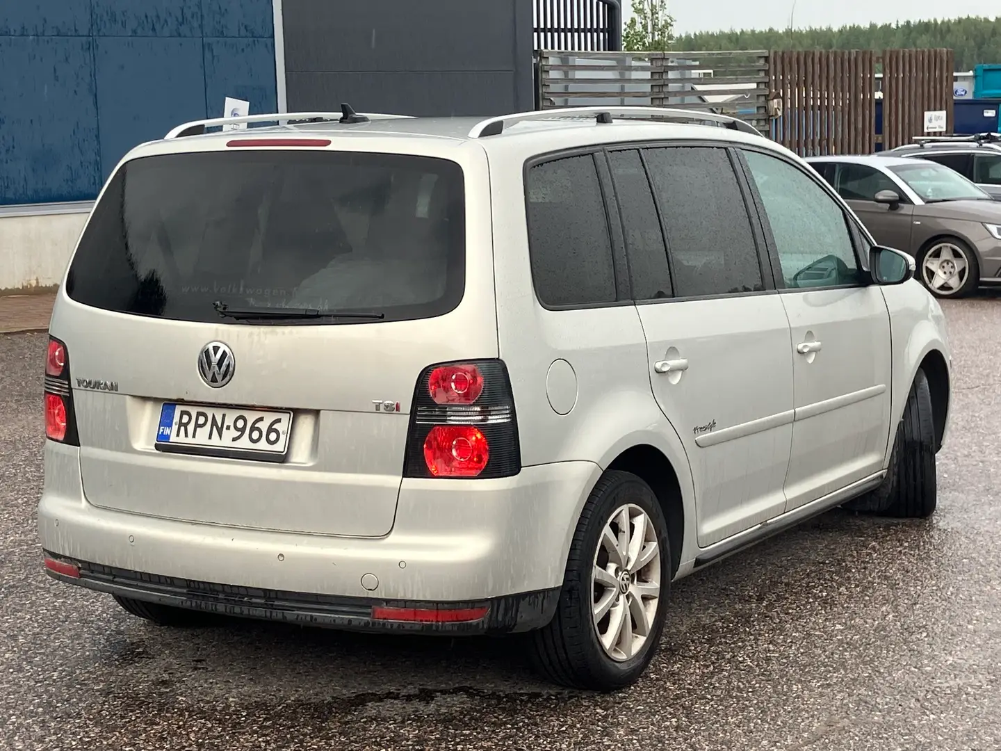 Car Image - 3COLrfbbrpsWVJl6gAZesK