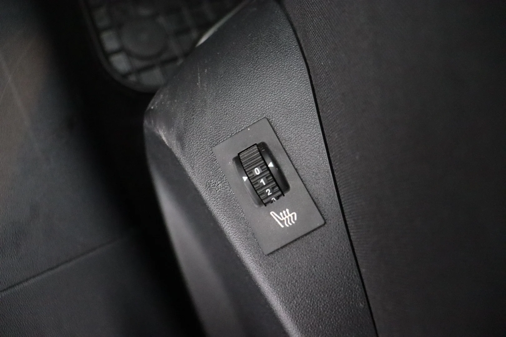 Car Image - 1Q6L3dkXDxAHghwNngaJ67