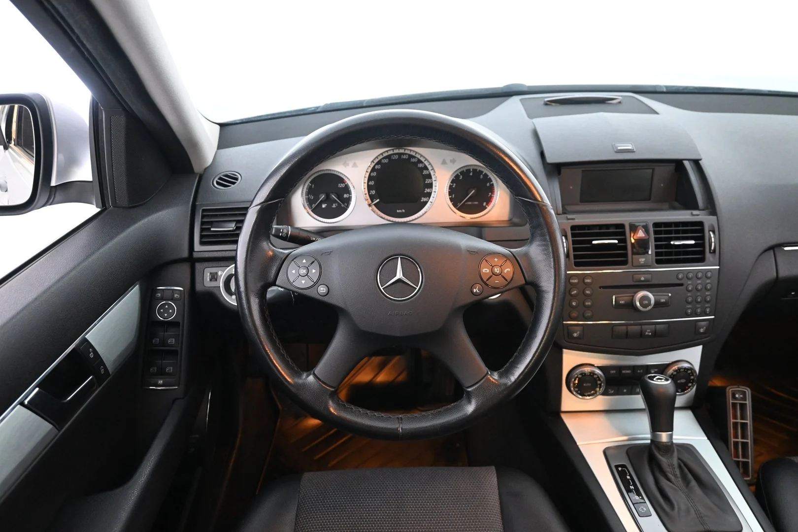 Car Image - 6kXvAWTc80ylmBXB3YvLMF