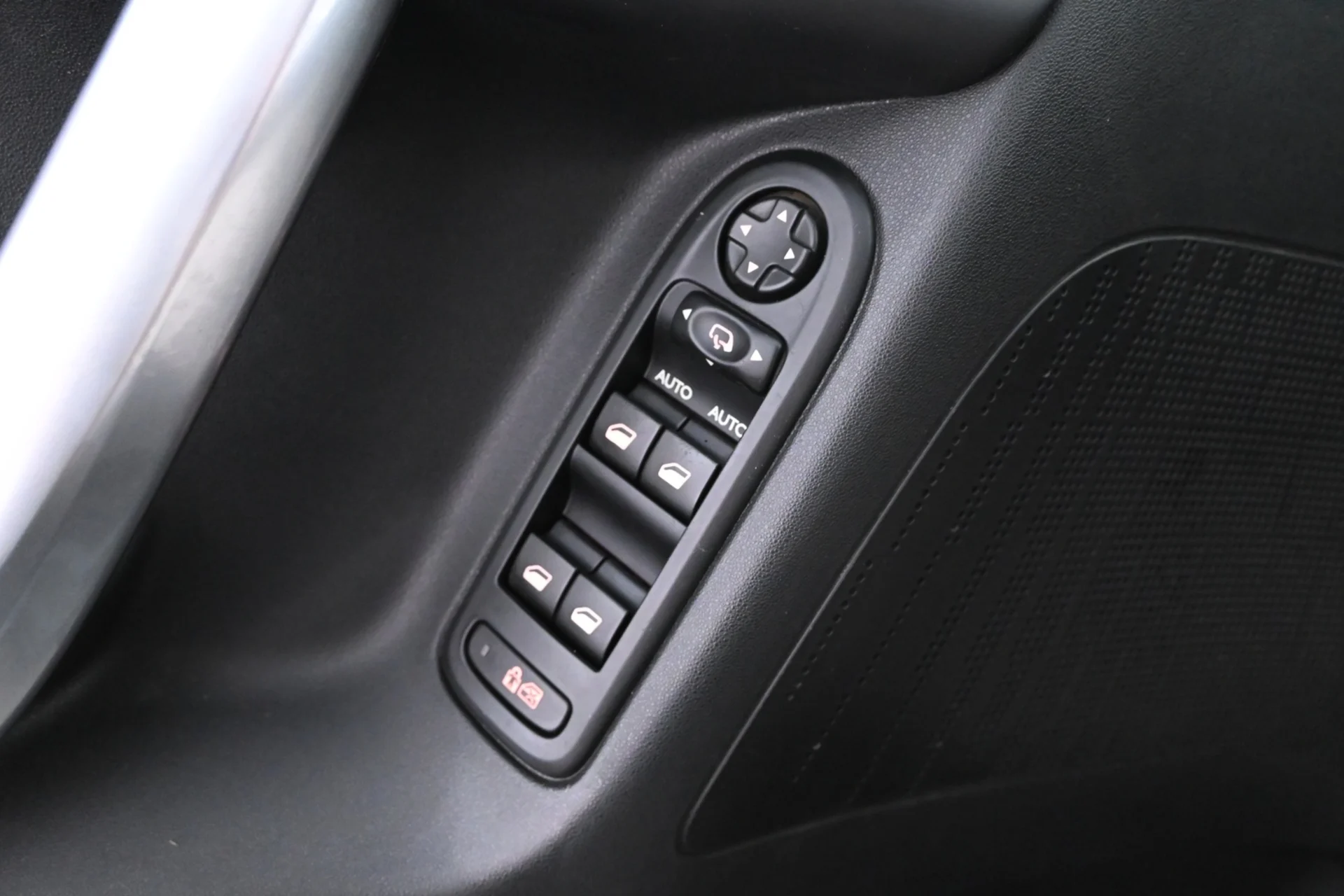 Car Image - 7yOmwbCIsbClB3ZplDAURK