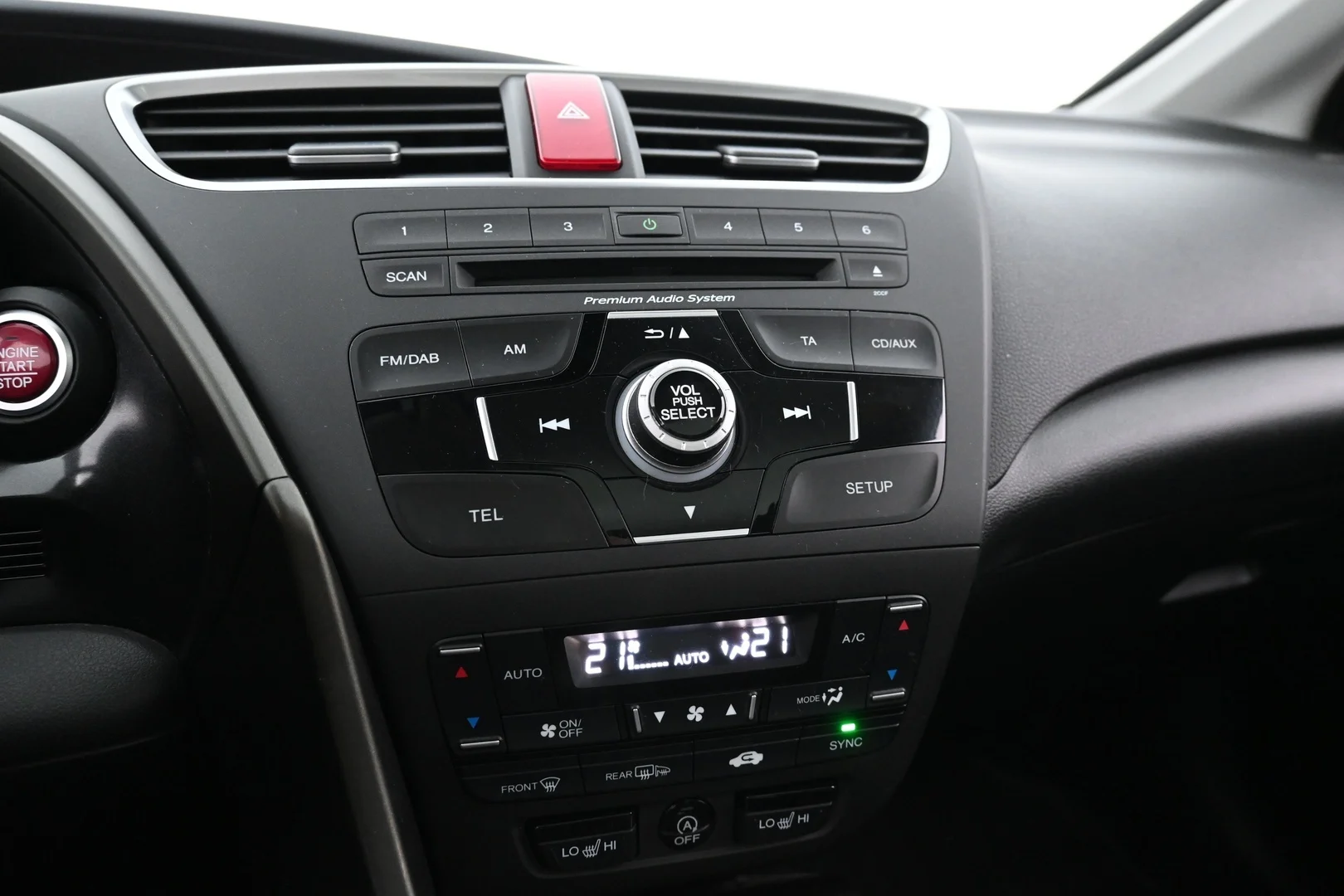 Car Image - 5QoW8PzXykiOzzhI3D5pmY