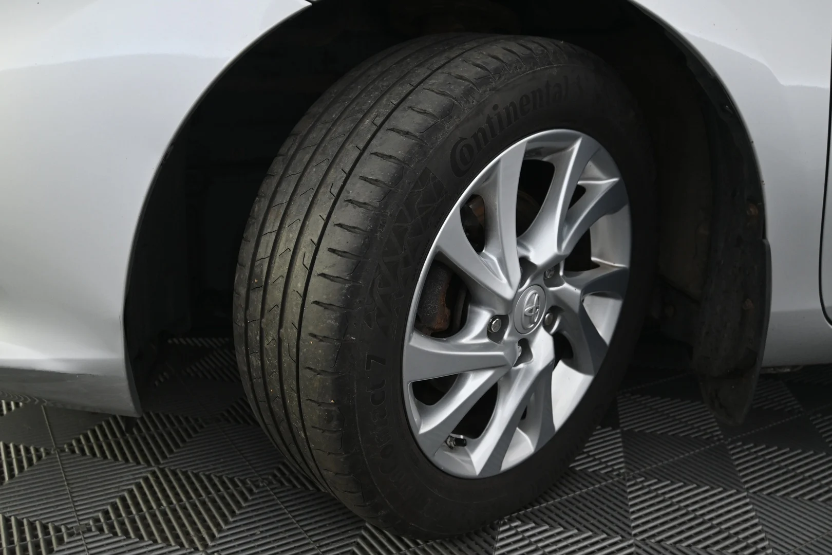 Car Image - 6FnLBNR6XSgfMiHBO61Cuh