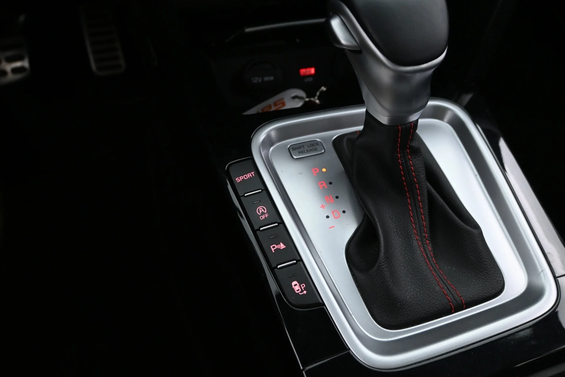 Car Image - mr4hubhrH98AgNowZc5Sc
