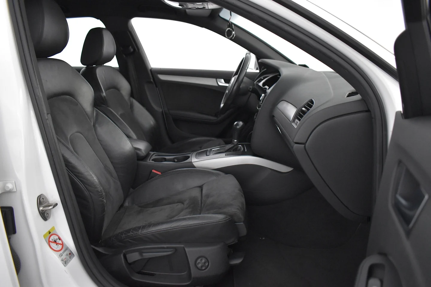 Car Image - 46MTer3wjm3bRlfZykP4hN