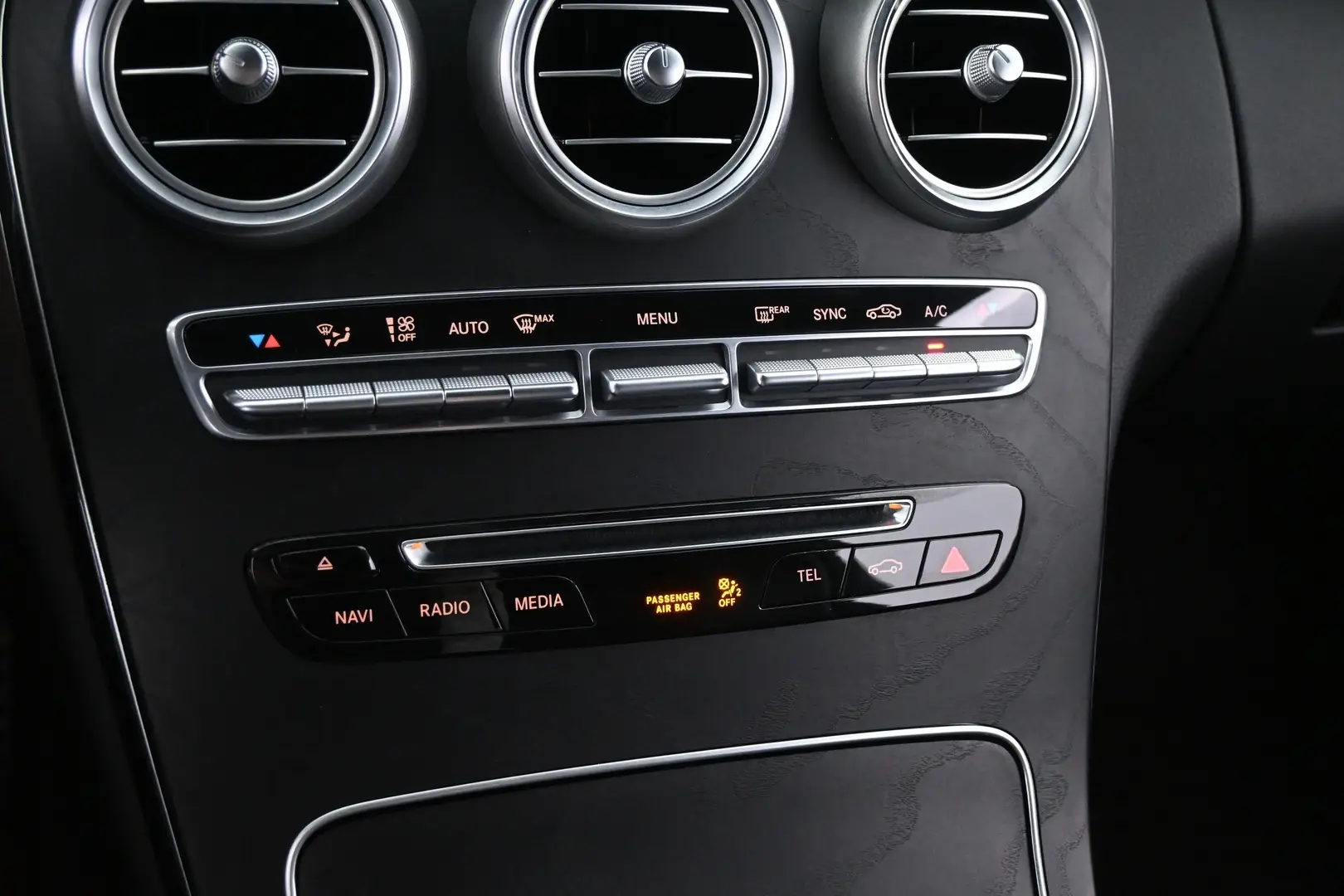 Car Image - 39WdJArrsdIxtU5tm0YrBi