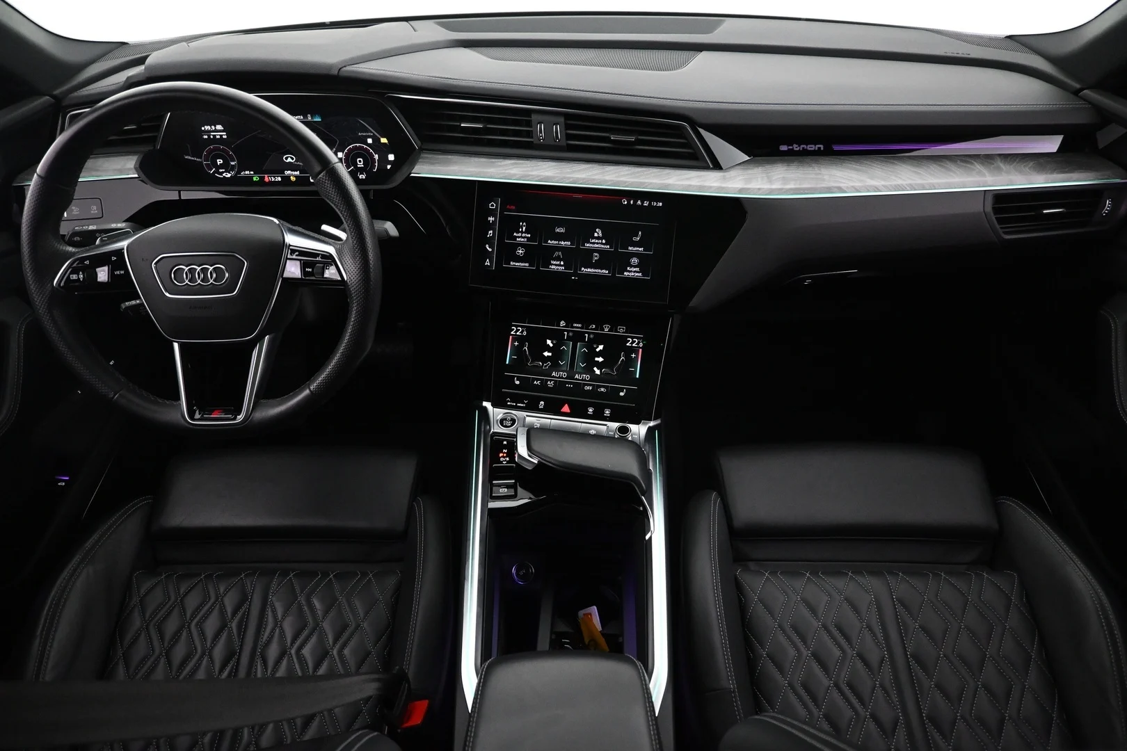Car Image - 7yfc8LcSsQGGREM6YViXar