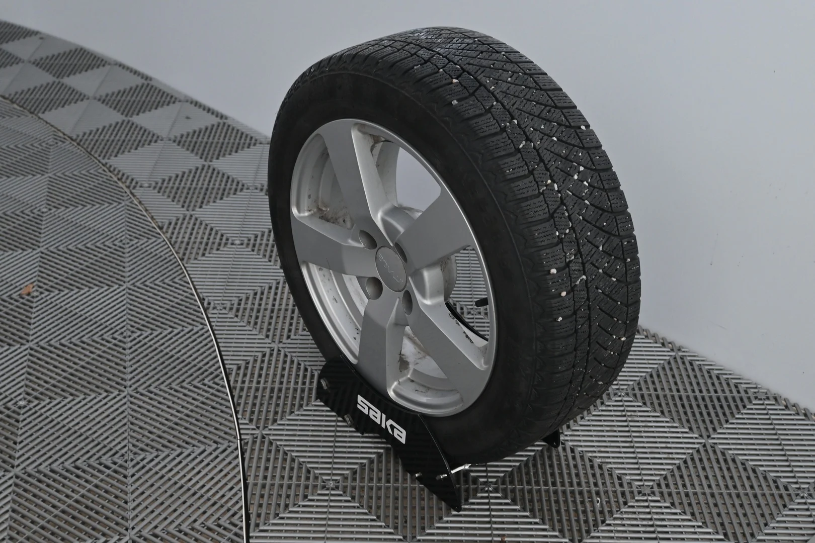 Car Image - 4h7GMv6NqeuQAoI8iqNTj1