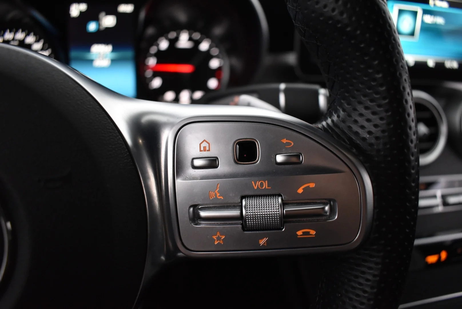 Car Image - 5zhuXbnbhooJKWaxrLGxnb