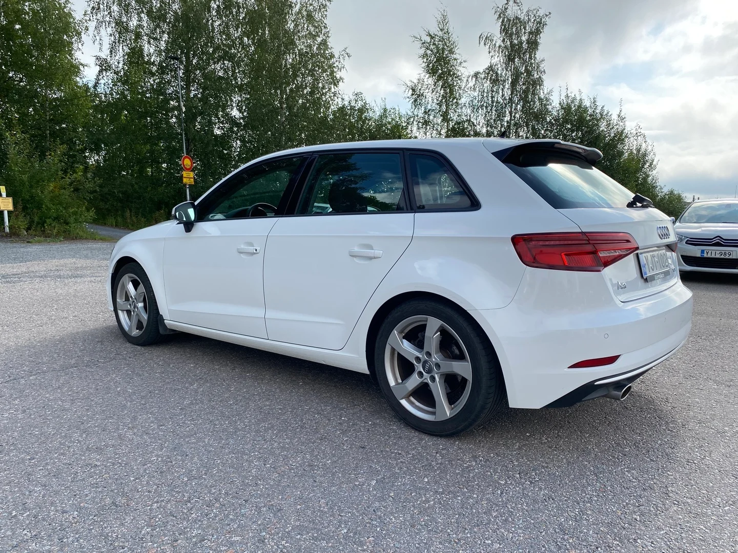 Car Image - 74zRY3mYmCxISJTTvTGmST