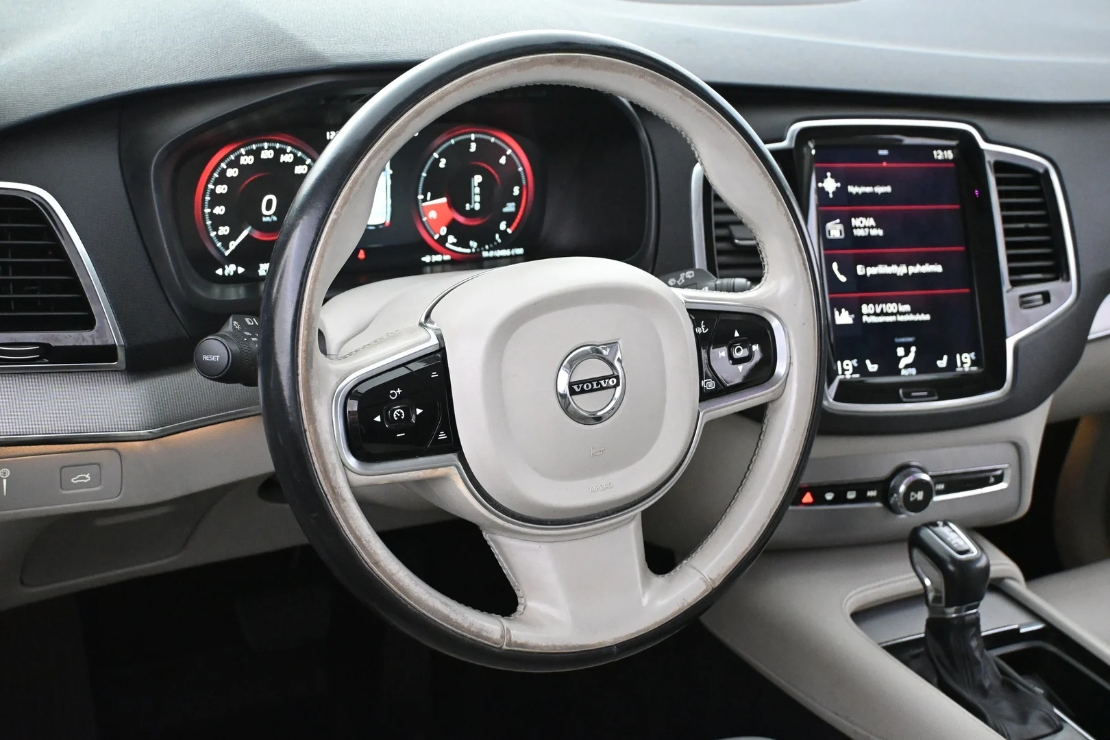 Car Image - 42MOx87zFAZFzofnKQYz5i