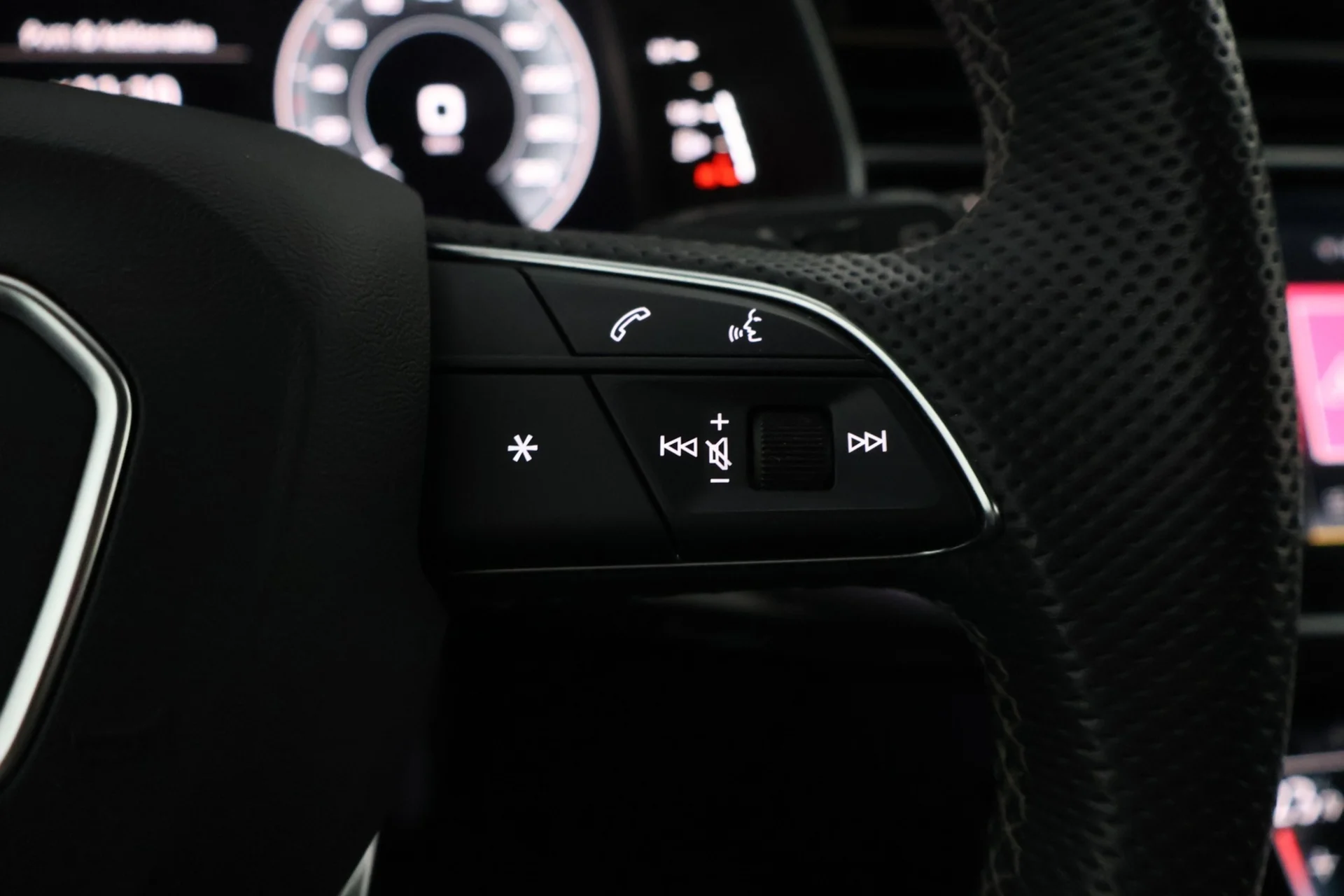 Car Image - 7od7PUCatggpWrAIWVrwoQ