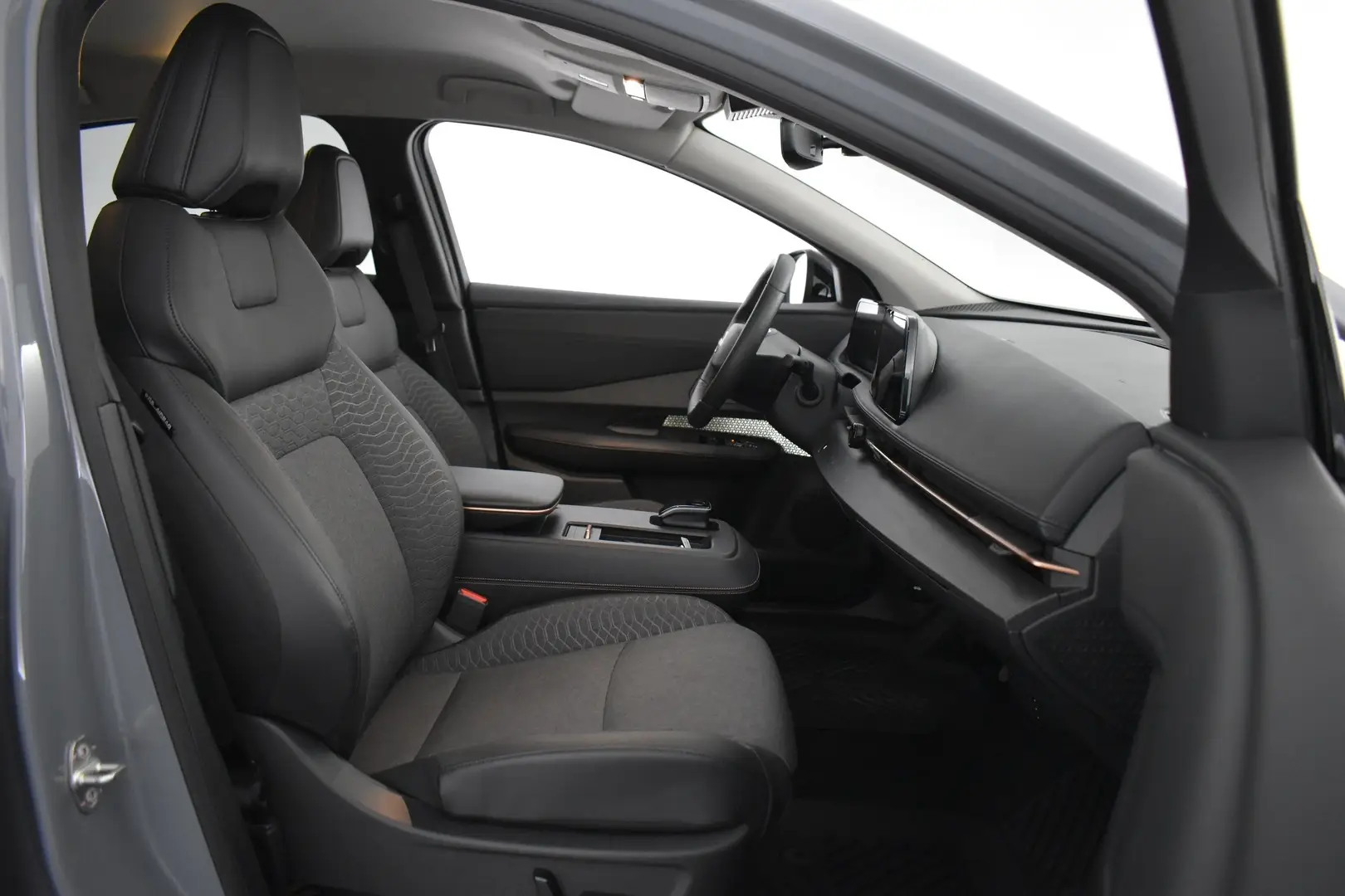 Car Image - 2qy9d3ugfboGEhiW4WeTFZ