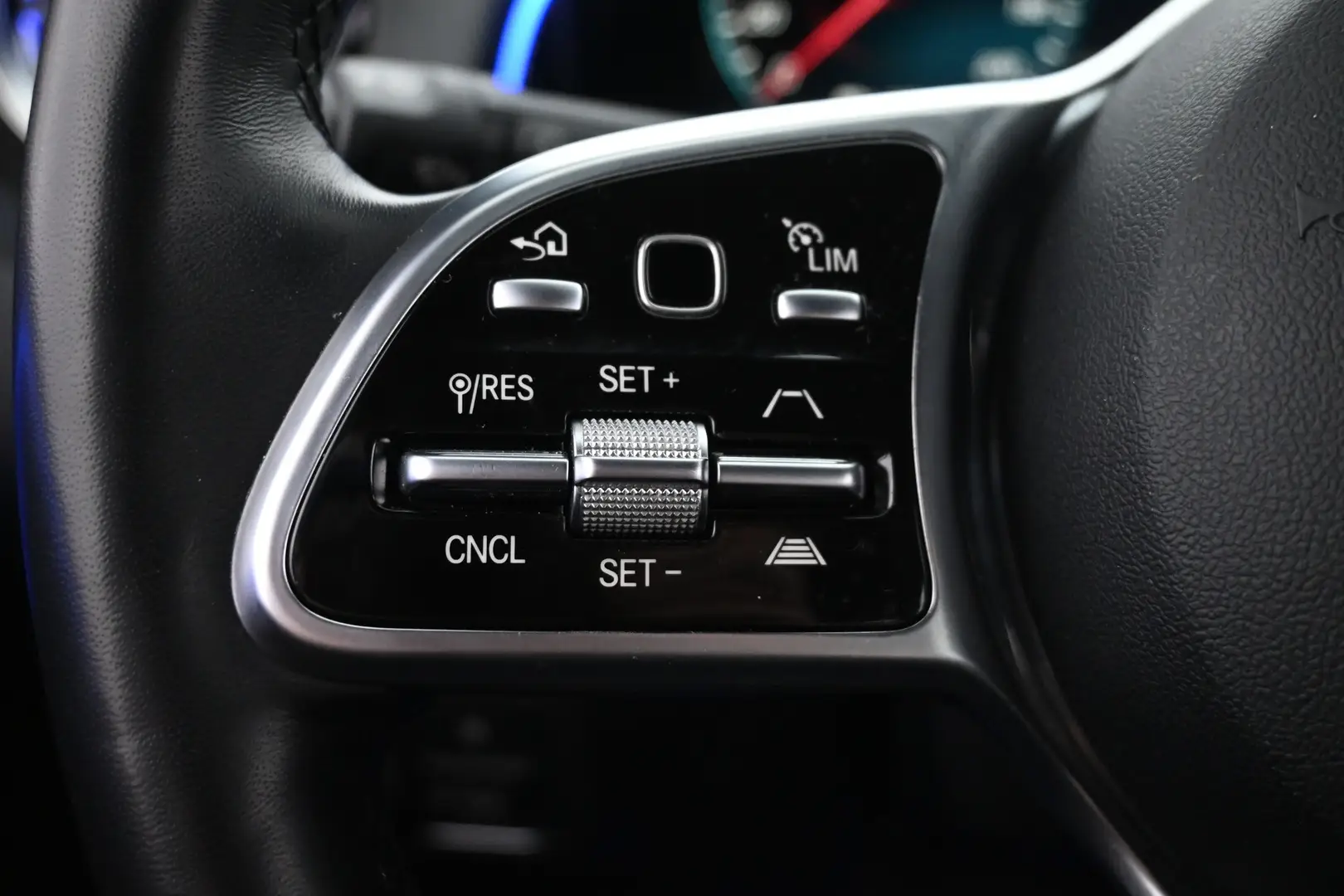 Car Image - 7dLwomVxKgWDoRnNYMl71P