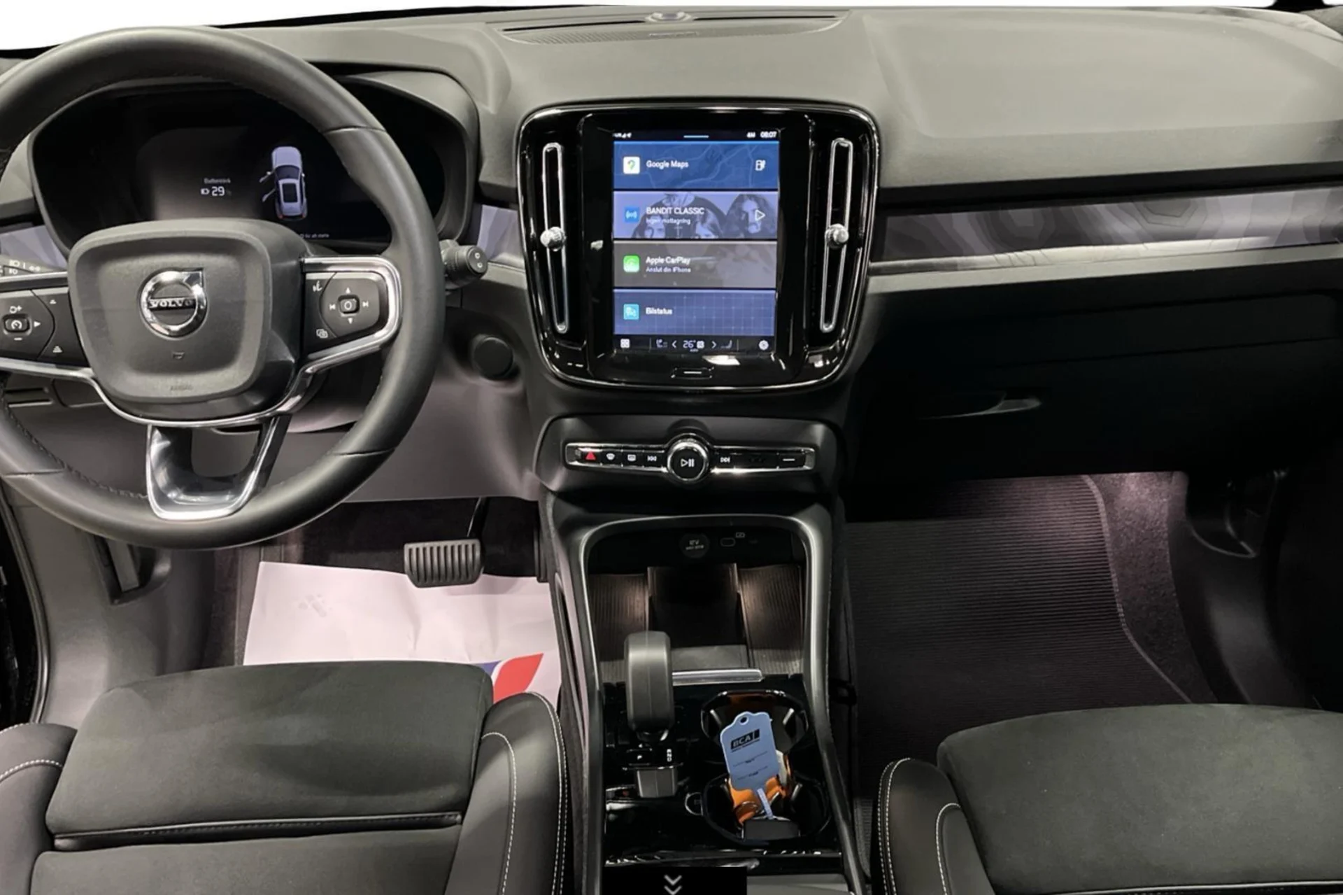 Car Image - 1luzKeOXComeMJFng3RC7Z