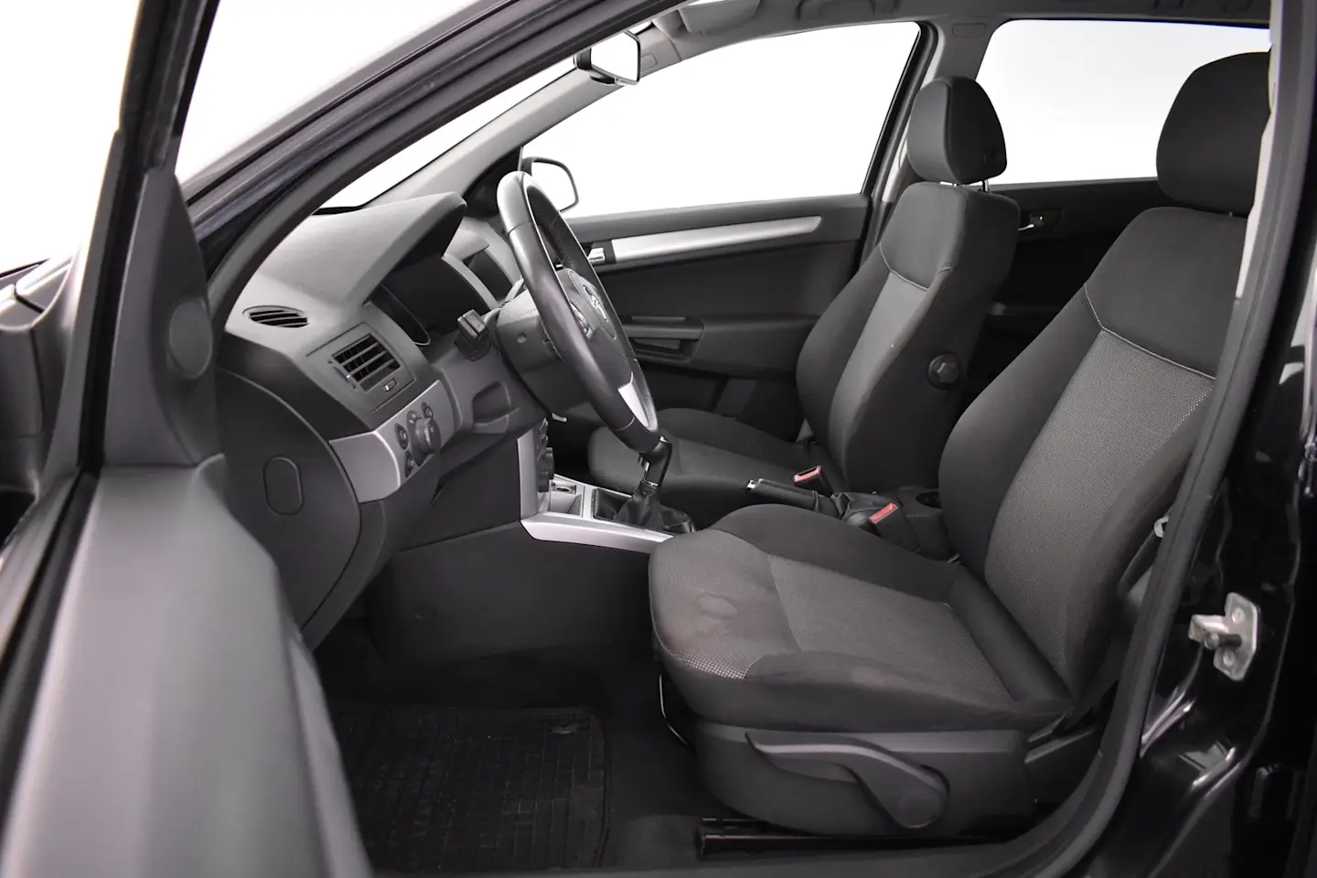 Car Image - 5NP02Rn6mF6lEVqAVJNLFV