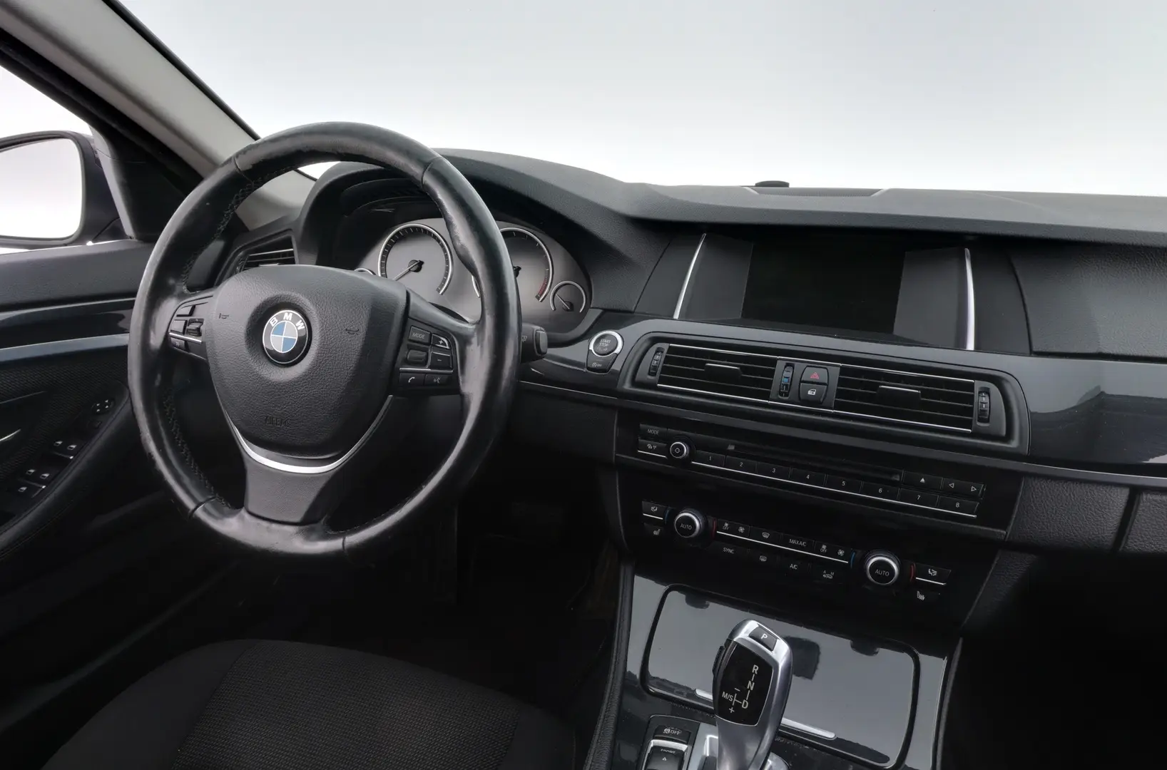 Car Image - 3hWrqkZoikzHBL3BXIyoZg