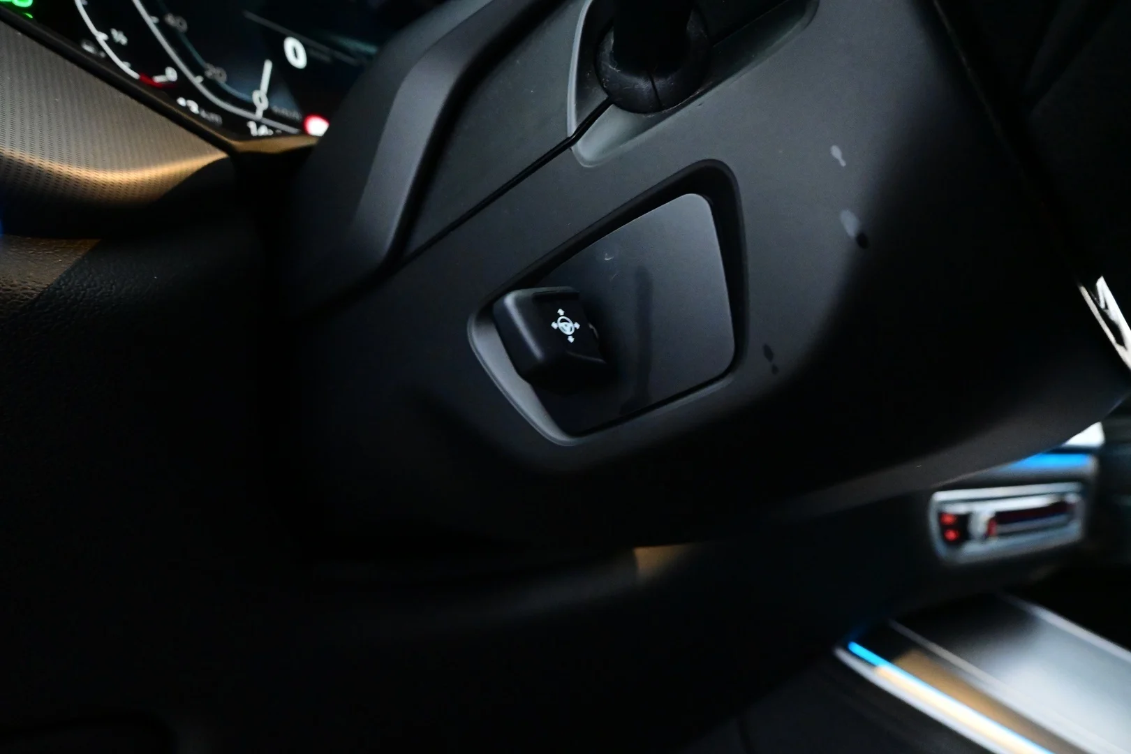 Car Image - 4SwrSPkNyzEo09x3c19kKl