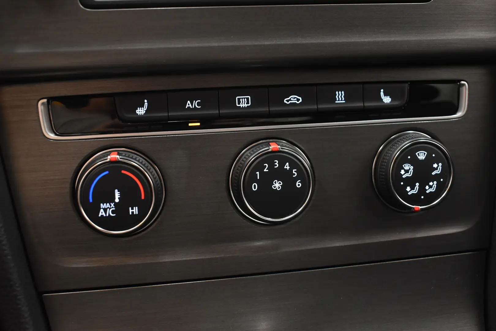 Car Image - 1HmW9OtK8XGtyVK6OxjSyP