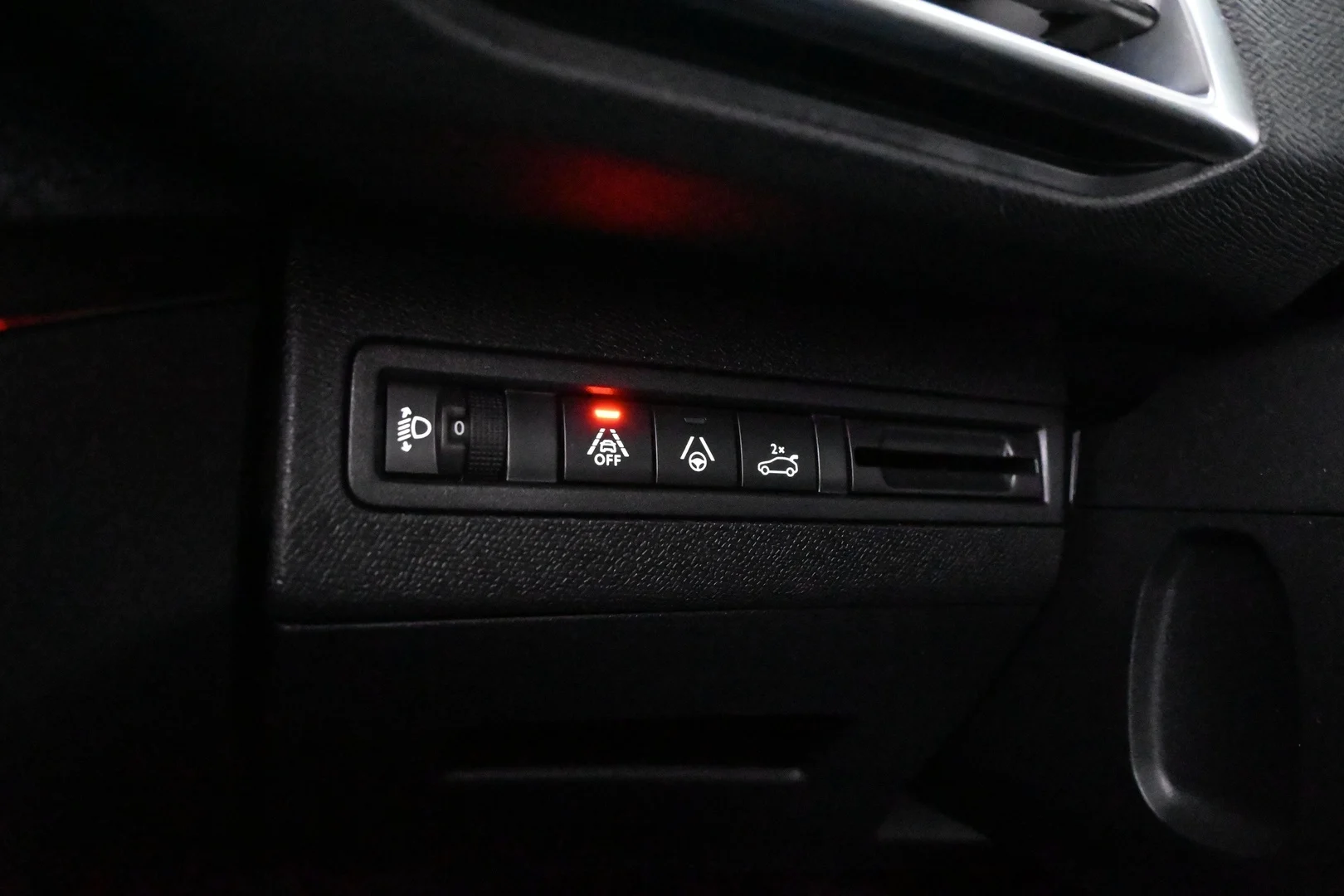 Car Image - 7ga07yKTFRFfTNgDI3cbM