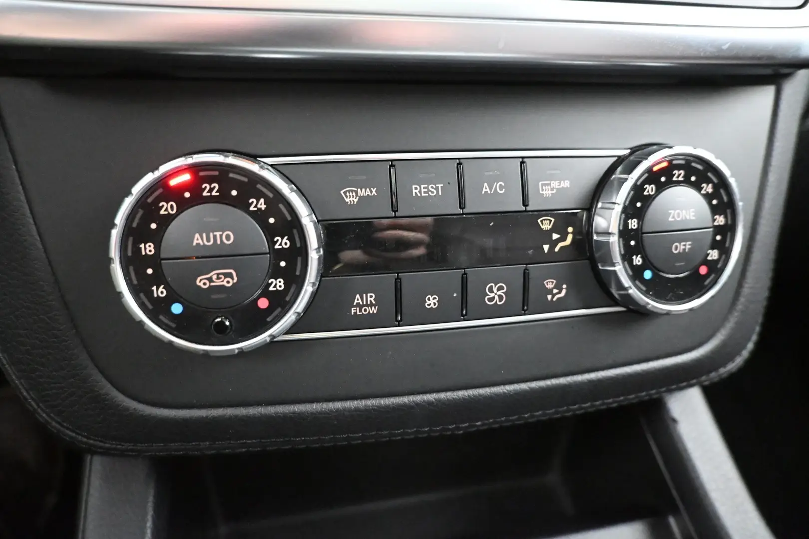 Car Image - 2H32mxr6qkgfHvuxbibUSz